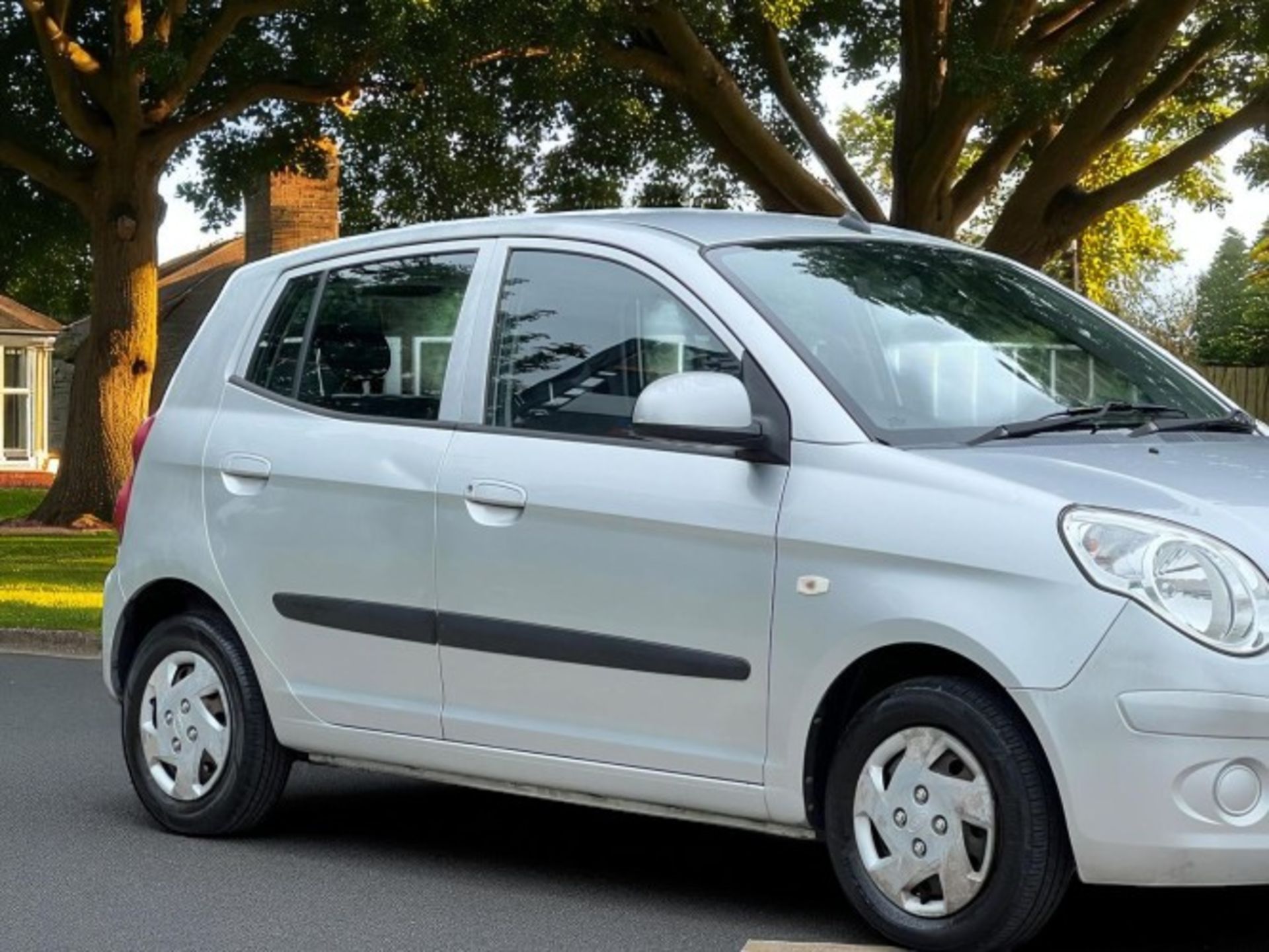 *(ONLY 51K MILEAGE)** 2010 KIA PICANTO 1.0 SPICE 5DR HATCHBACK – MANUAL PETROL>-NO VAT ON HAMMER-< - Image 4 of 37