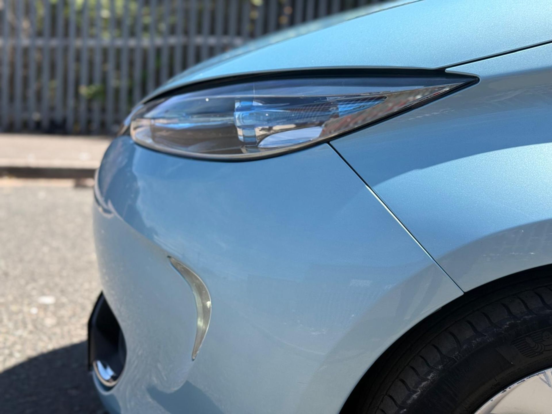 2014 RENAULT ZOE DYNAMIQUE INTENS AUTO – 68K MILES – 91% BATTERY HEALTH >>--NO VAT ON HAMMER--<< - Image 25 of 36