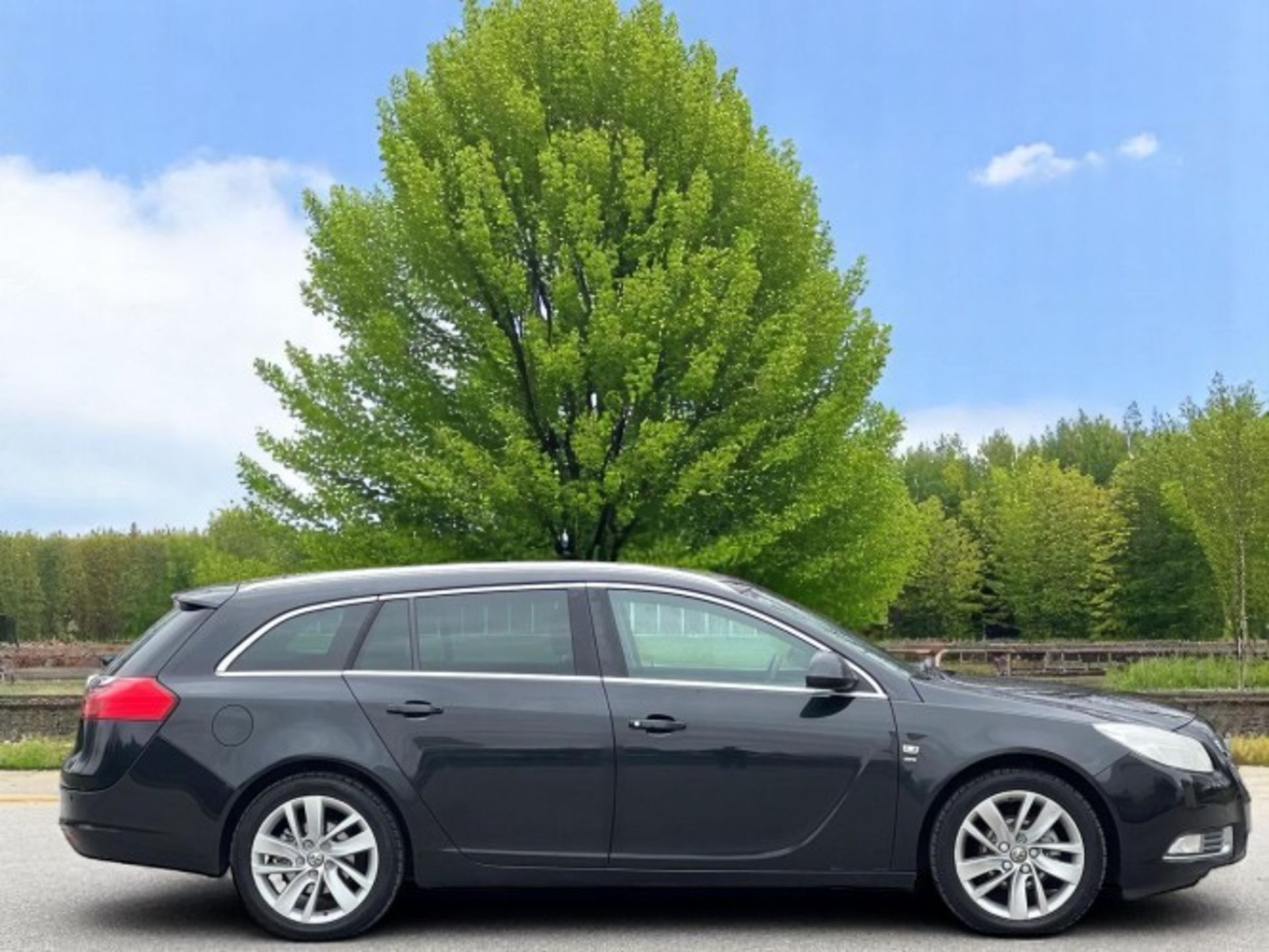 2013 VAUXHALL INSIGNIA 1.4T SRI SPORTS TOURER (S/S) 5DR – 100,909 MILES >>--NO VAT ON HAMMER--<< - Image 7 of 8