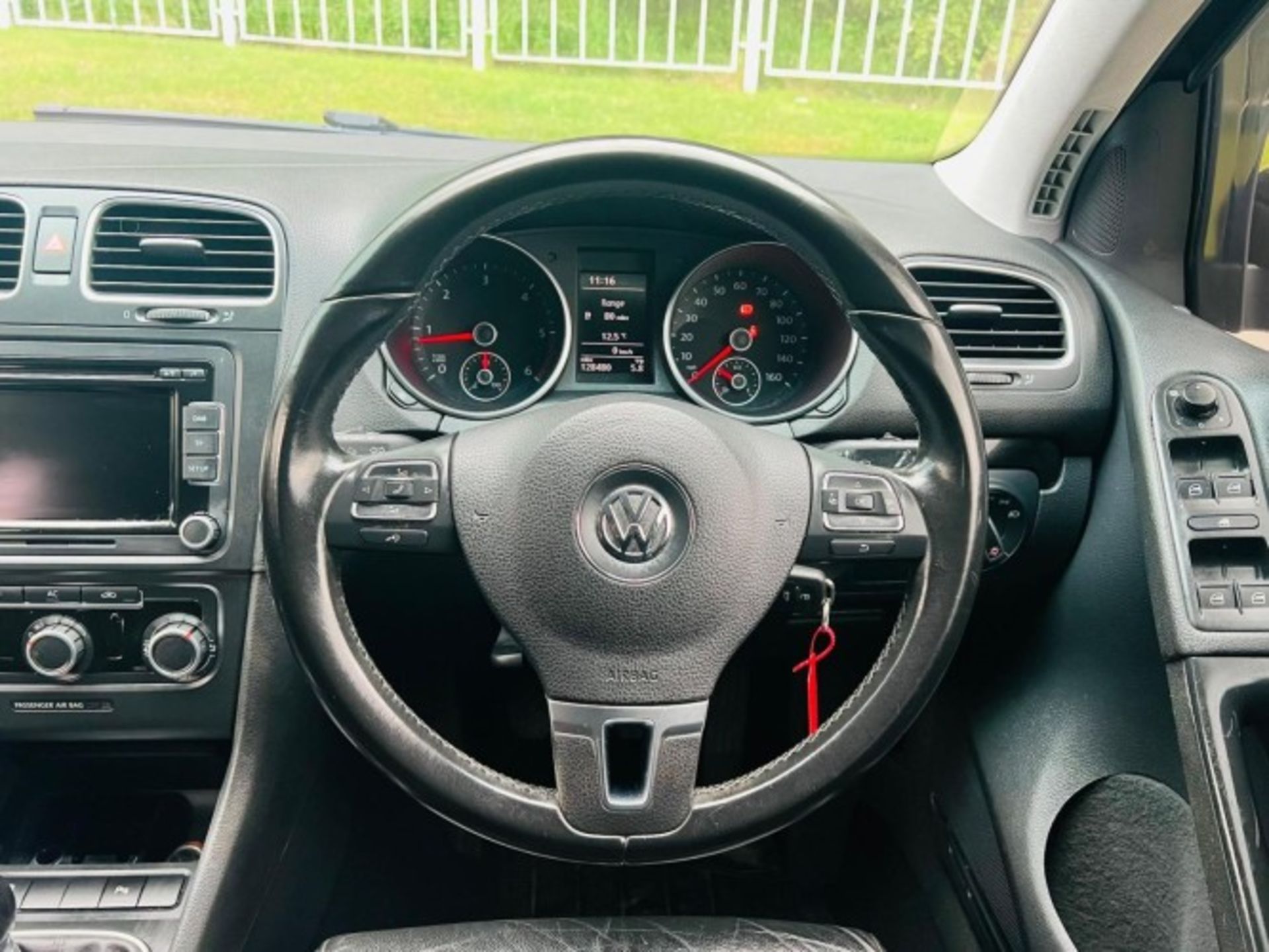2010 VOLKSWAGEN GOLF PLUS 1.6 TDI SE 5DR HATCHBACK – 128K MILES >>--NO VAT ON HAMMER--<< - Image 33 of 35