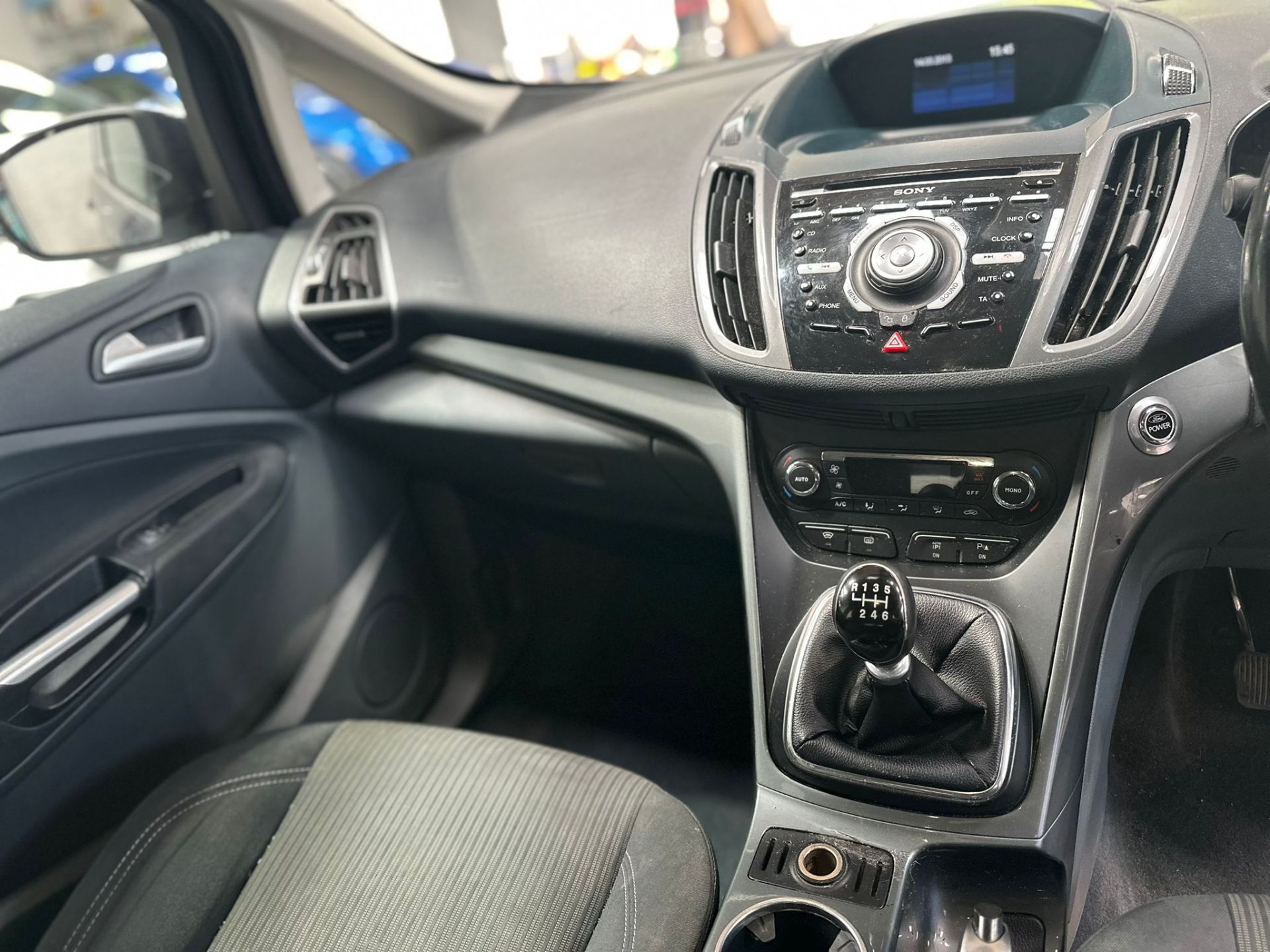 2012 FORD C-MAX TITANIUM TDCI – 1.6 DIESEL – MANUAL – 127K MILES >>--NO VAT ON HAMMER--<< - Image 12 of 20