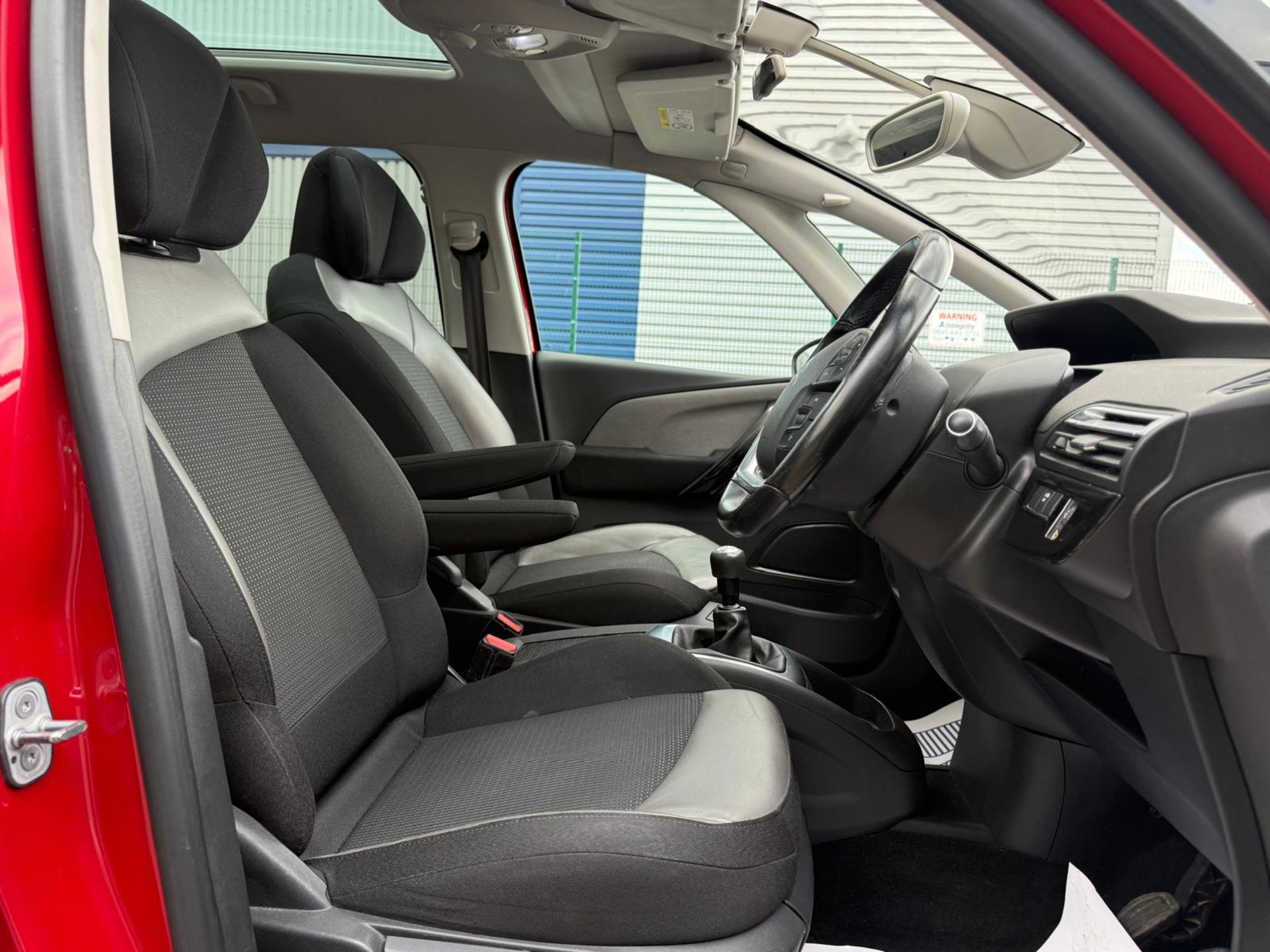 2016 CITROËN GRAND C4 PICASSO EXCLUSIVE+ 1.6 BLUEHDI– 96K MILES – RED >>--NO VAT ON HAMMER--<< - Image 19 of 39