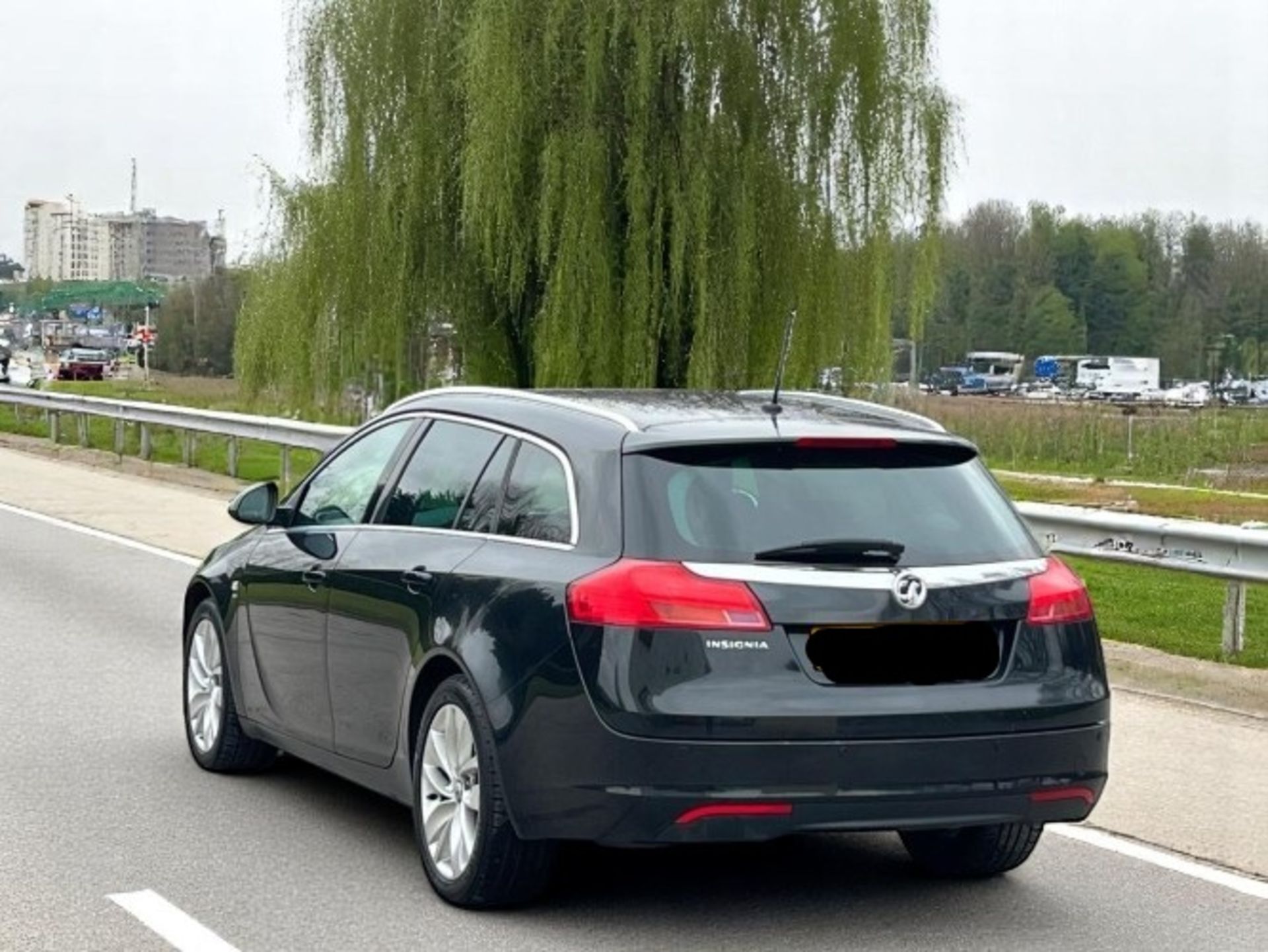 2013 VAUXHALL INSIGNIA 1.4T SRI SPORTS TOURER (S/S) 5DR – 100,909 MILES >>--NO VAT ON HAMMER--<< - Image 3 of 8