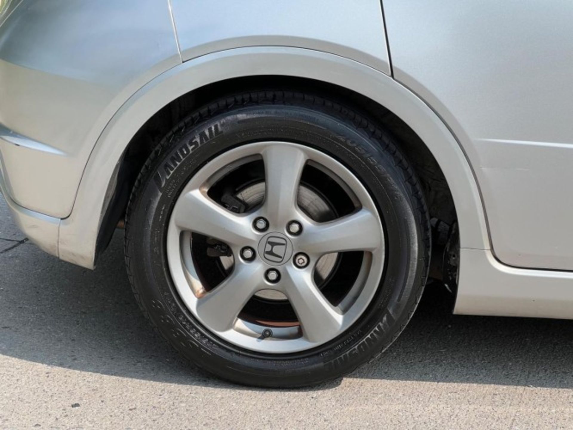 2010 HONDA CIVIC 1.4 I-VTEC SI 5DR – MANUAL HATCHBACK >>--NO VAT ON HAMMER--<< - Image 10 of 30