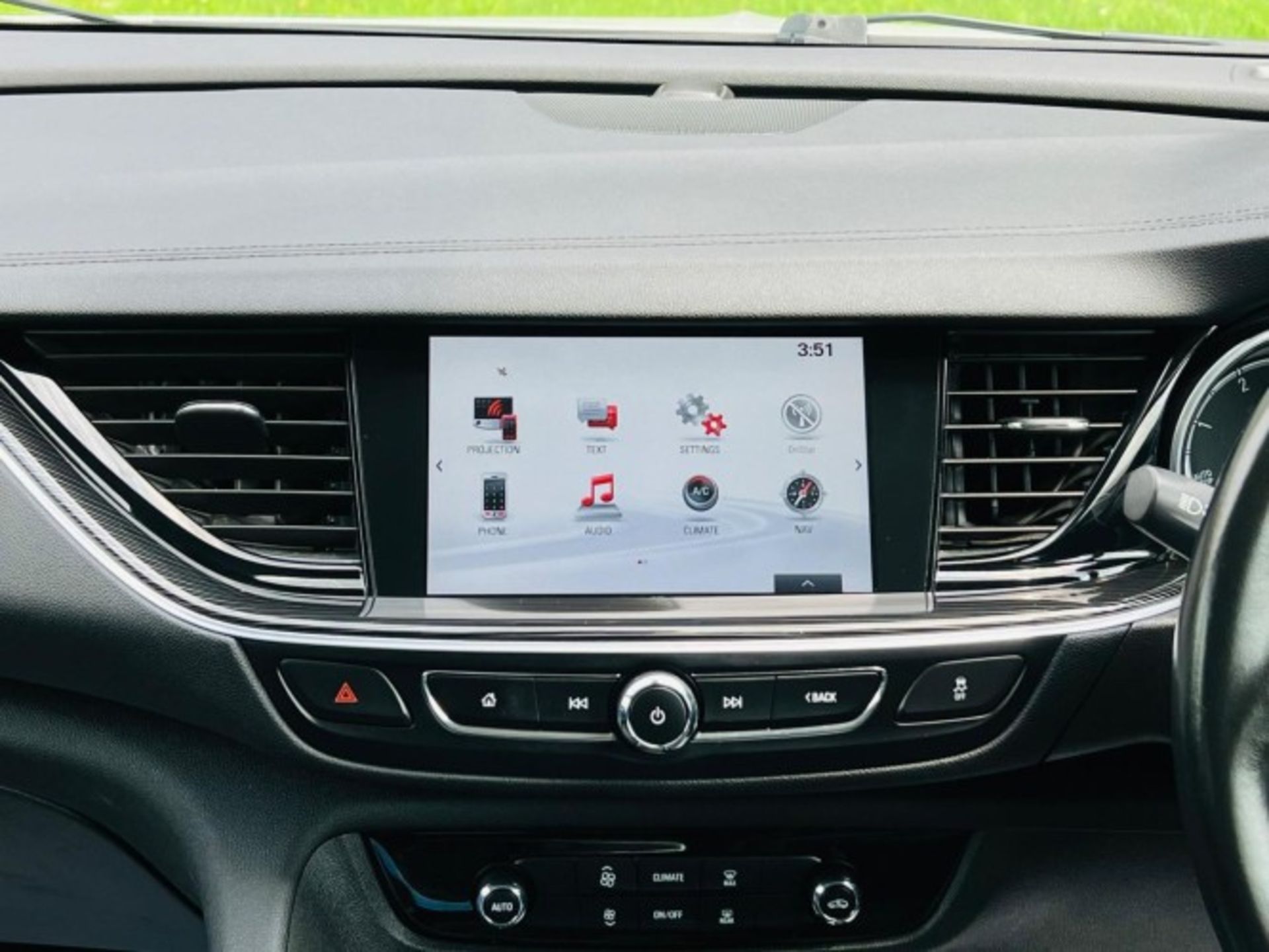 2018 VAUXHALL INSIGNIA 1.6 TURBO D ECOTEC TECH LINE NAV GRAND SPORT EURO 6 >>--NO VAT ON HAMMER--<< - Image 33 of 36