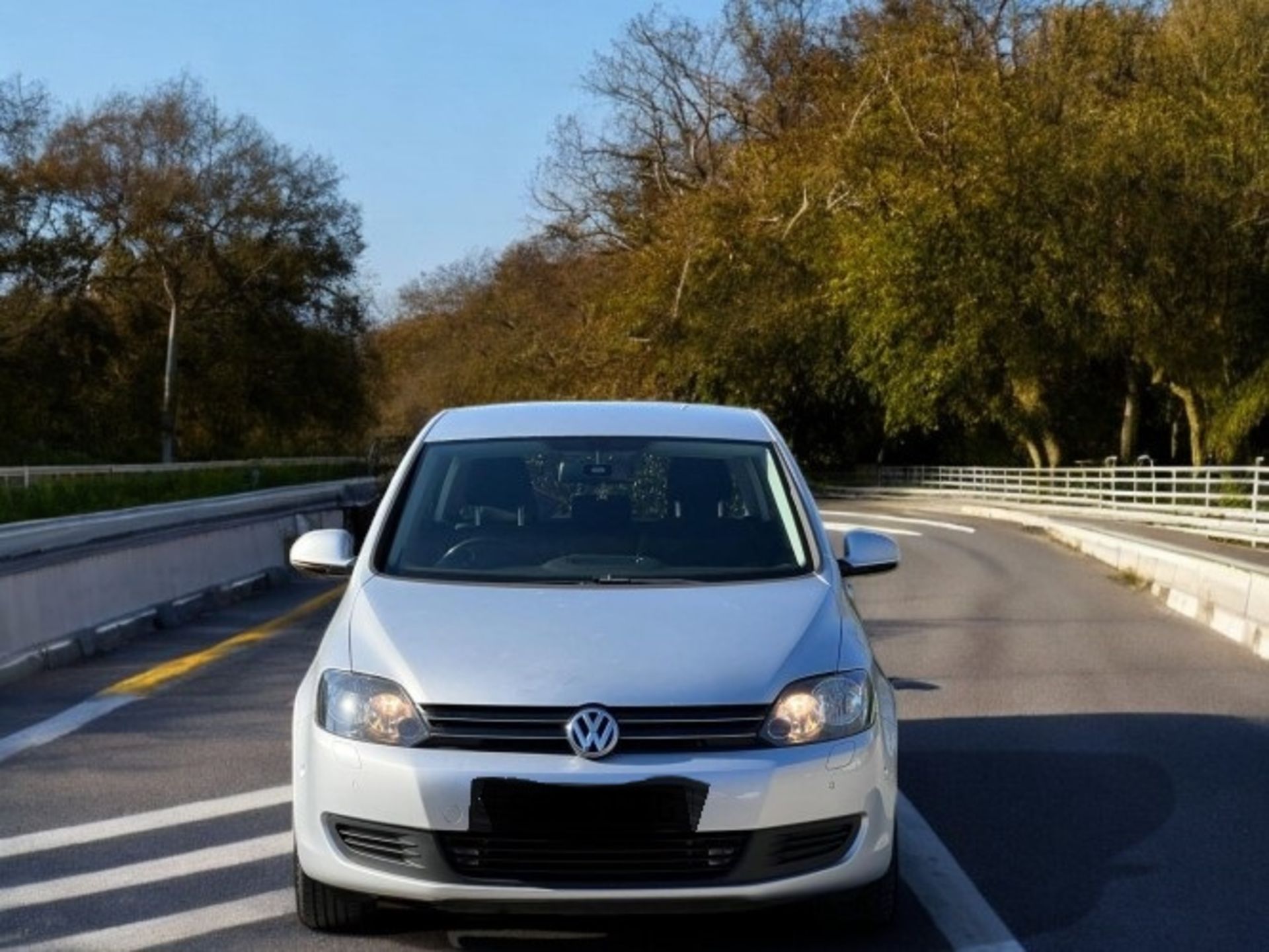 2011 VOLKSWAGEN GOLF PLUS 1.6 TDI SE EURO 5 – MANUAL >>--NO VAT ON HAMMER--<< - Image 2 of 32