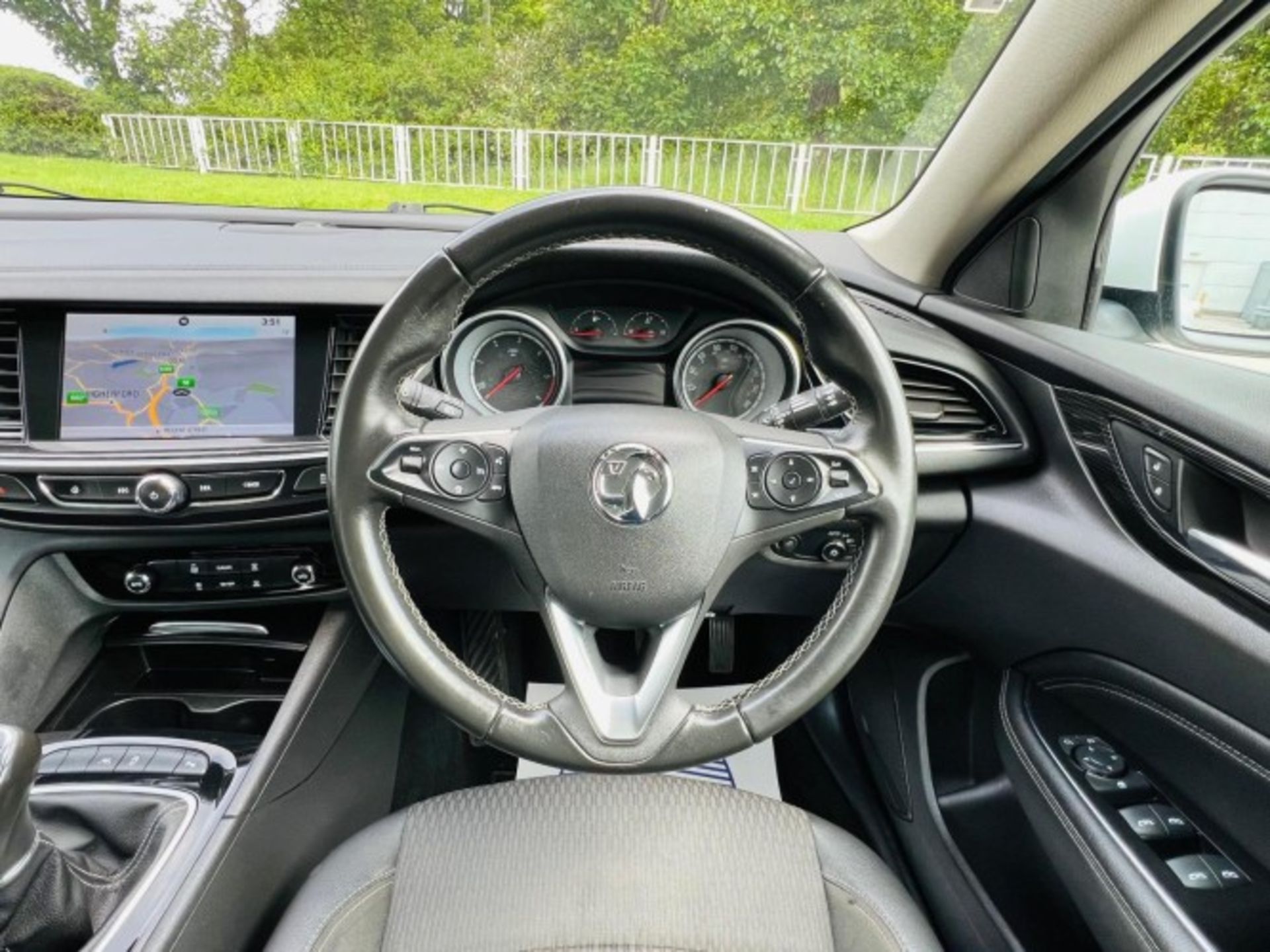 2018 VAUXHALL INSIGNIA 1.6 TURBO D ECOTEC TECH LINE NAV GRAND SPORT EURO 6 >>--NO VAT ON HAMMER--<< - Image 19 of 36