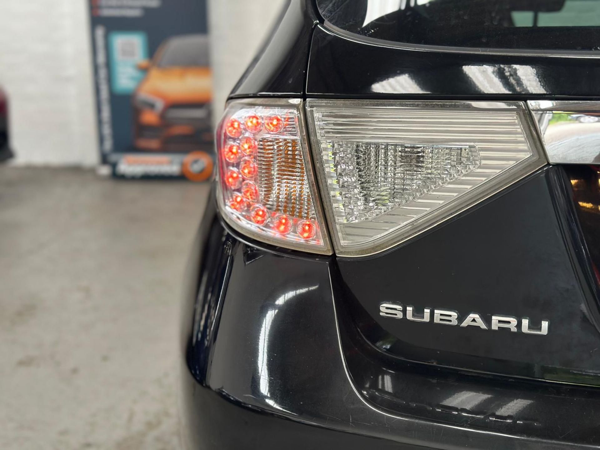 2010 SUBARU IMPREZA WRX – 2.5L PETROL – MANUAL – 5 DOOR HATCHBACK >>--NO VAT ON HAMMER--<< - Image 8 of 29