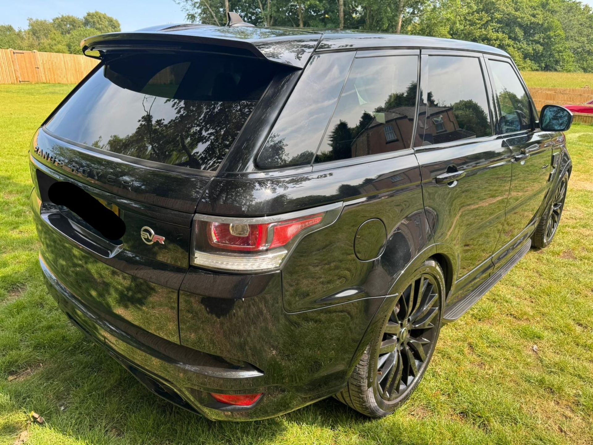 2015 LAND ROVER RANGE ROVER SPORT SVR V8 AUTO – 5.0L PETROL – 4WD >>--NO VAT ON HAMMER--<< - Image 12 of 31