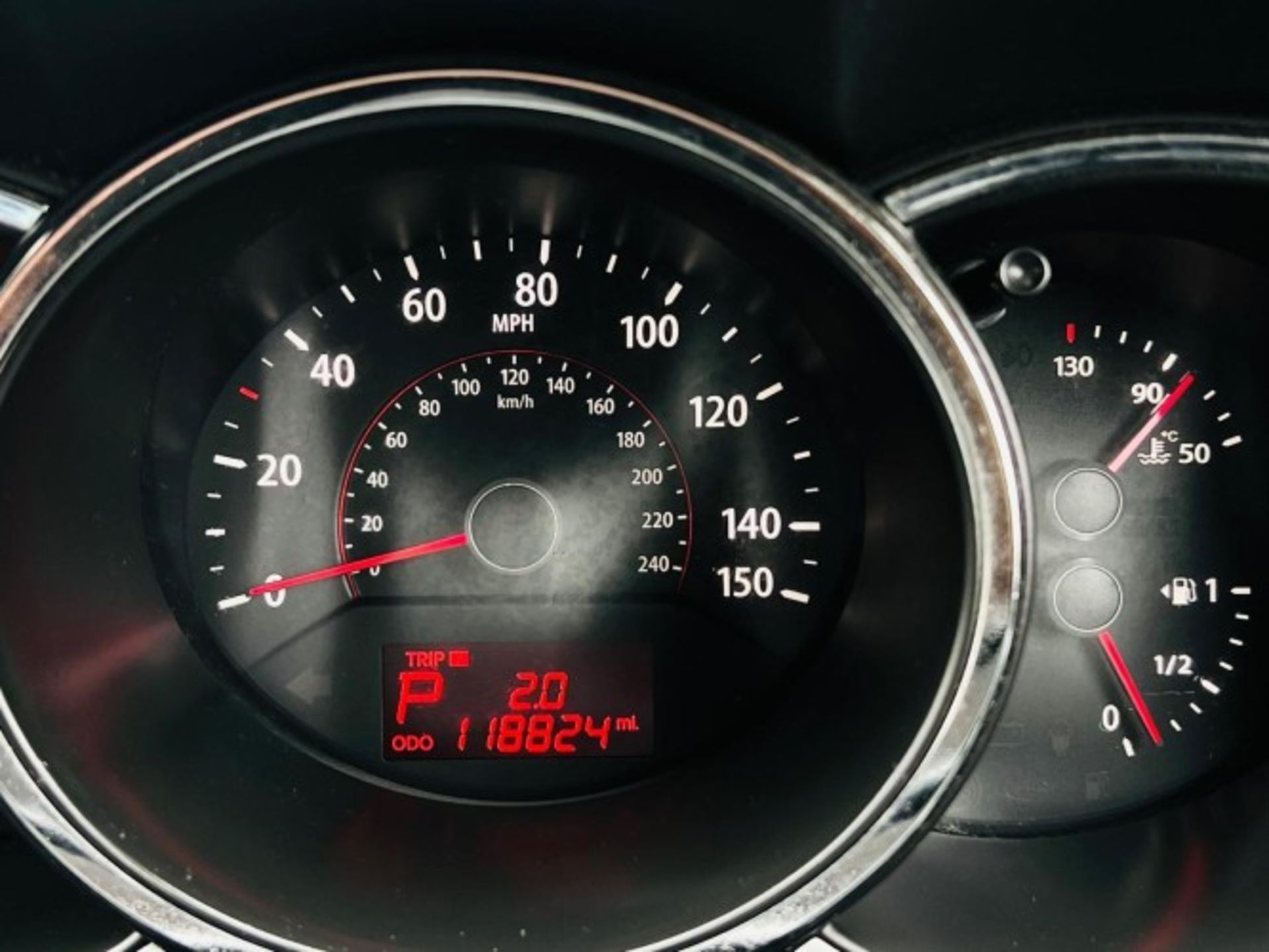 2012 KIA SORENTO 2.2 CRDI KX-2 AUTO AWD – 7 SEATER SUV – AUTOMATIC >>--NO VAT ON HAMMER--<< - Image 37 of 43