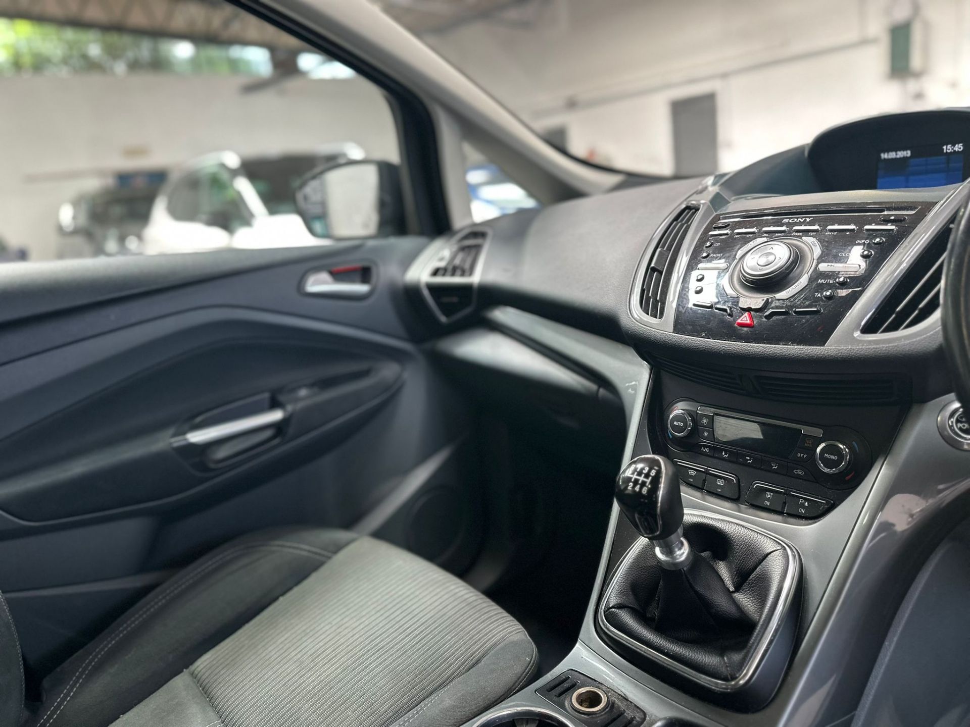2012 FORD C-MAX TITANIUM TDCI – 1.6 DIESEL – MANUAL – 127K MILES >>--NO VAT ON HAMMER--<< - Image 9 of 20