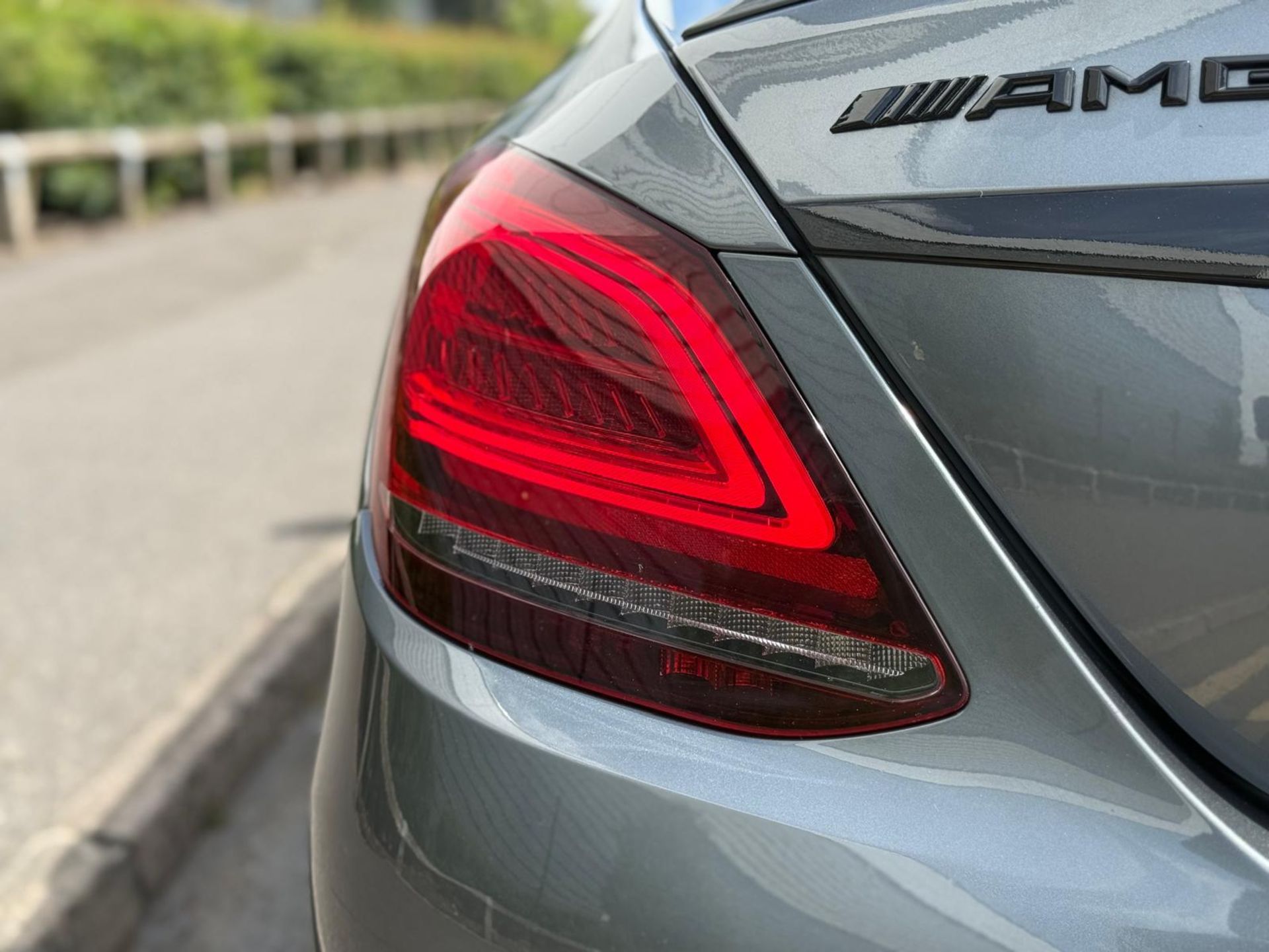 2019 MERCEDES-BENZ AMG C 43 PREMIUM PLUS – 4MATIC – 3.0 V6 >>--NO VAT ON HAMMER--<< - Image 19 of 38