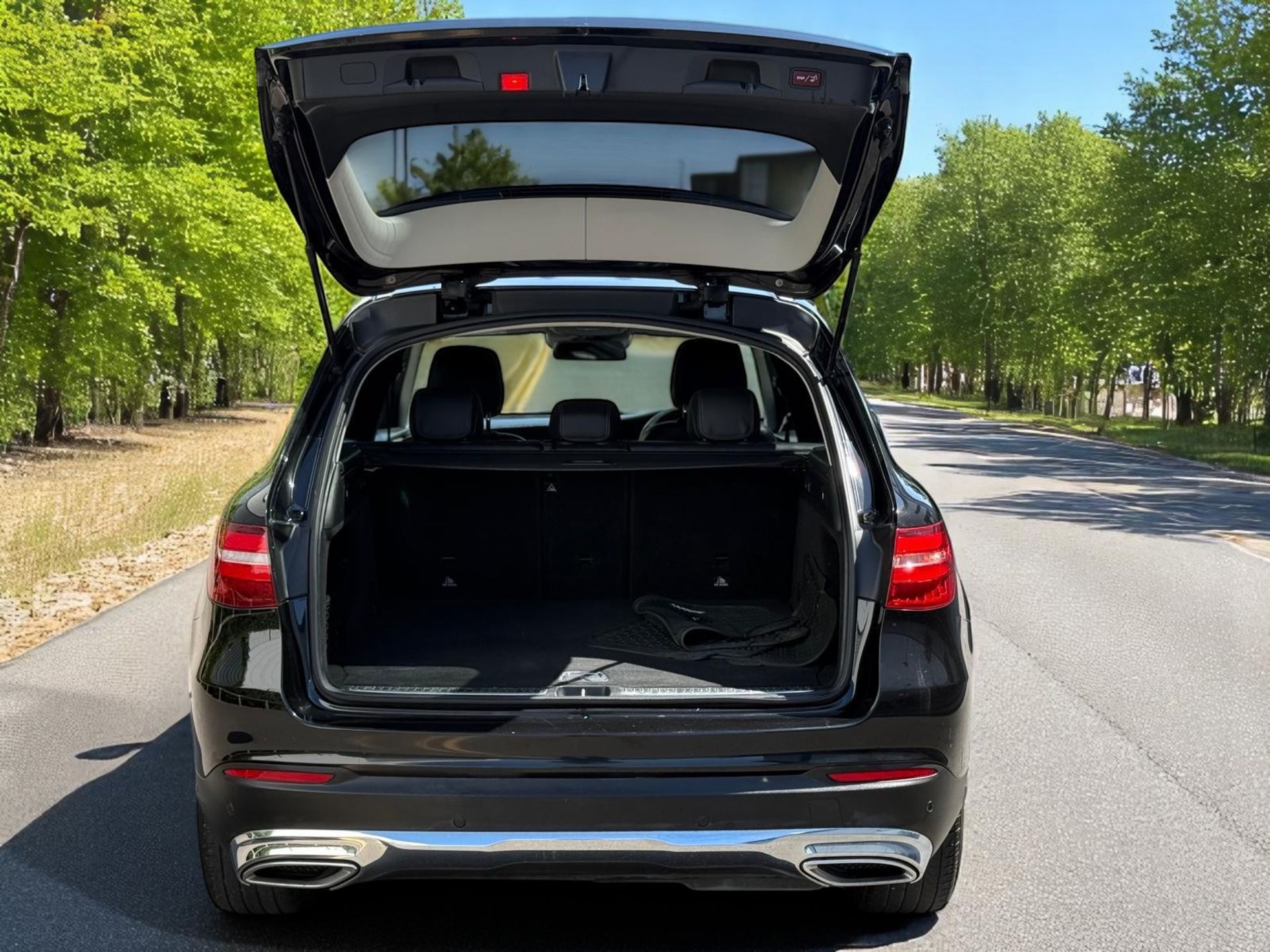 2017 MERCEDES-BENZ GLC 250 D 4MATIC SPORT AUTO >>--NO VAT ON HAMMER--<< - Image 3 of 27
