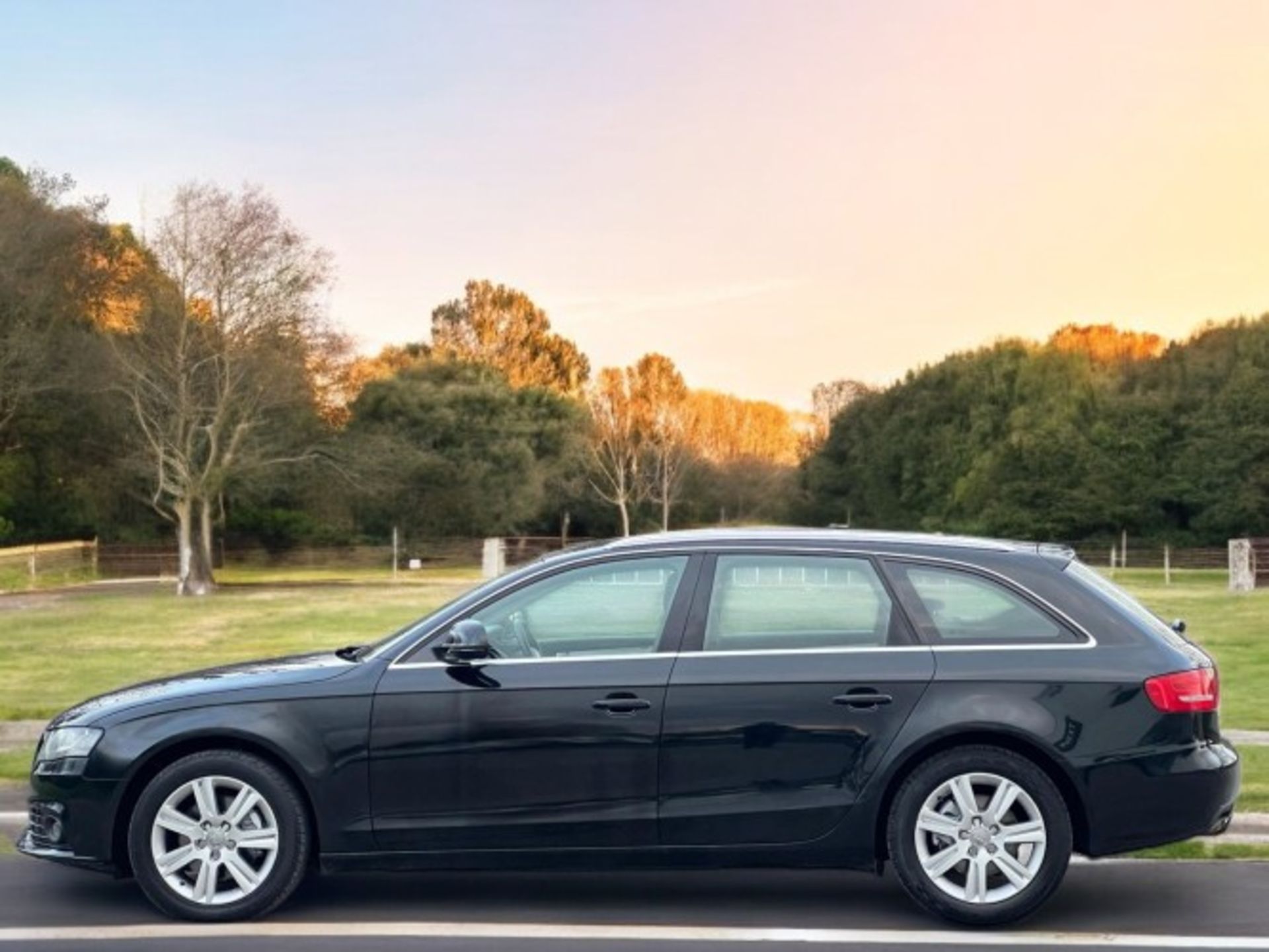 2008 AUDI A4 AVANT 2.0 TDI EXECUTIVE SE – BLACK, MANUAL >>--NO VAT ON HAMMER--<< - Image 3 of 25