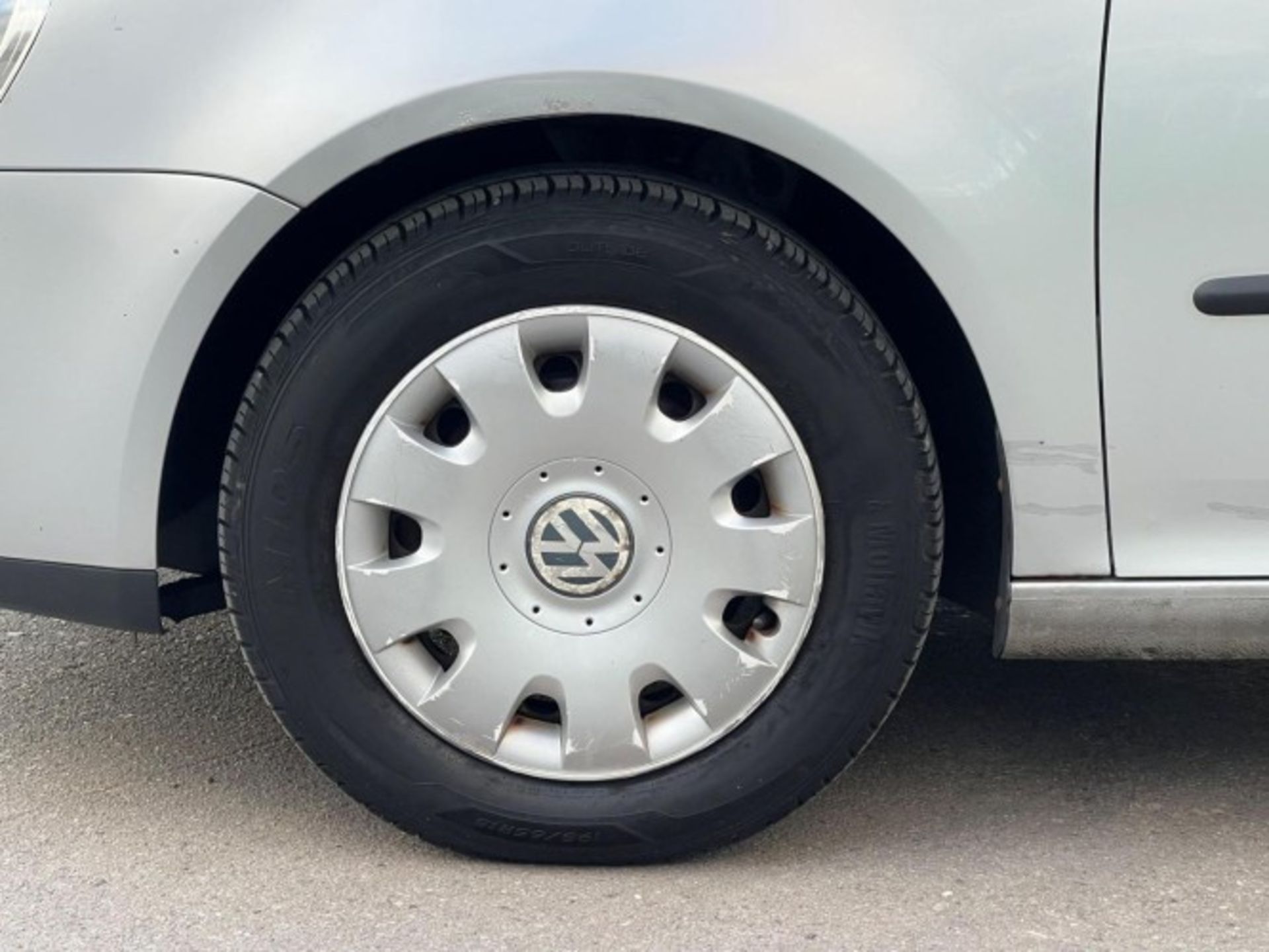 2006 VOLKSWAGEN GOLF 1.4 S – 138,872 MILES – MANUAL >>--NO VAT ON HAMMER--<< - Image 7 of 23