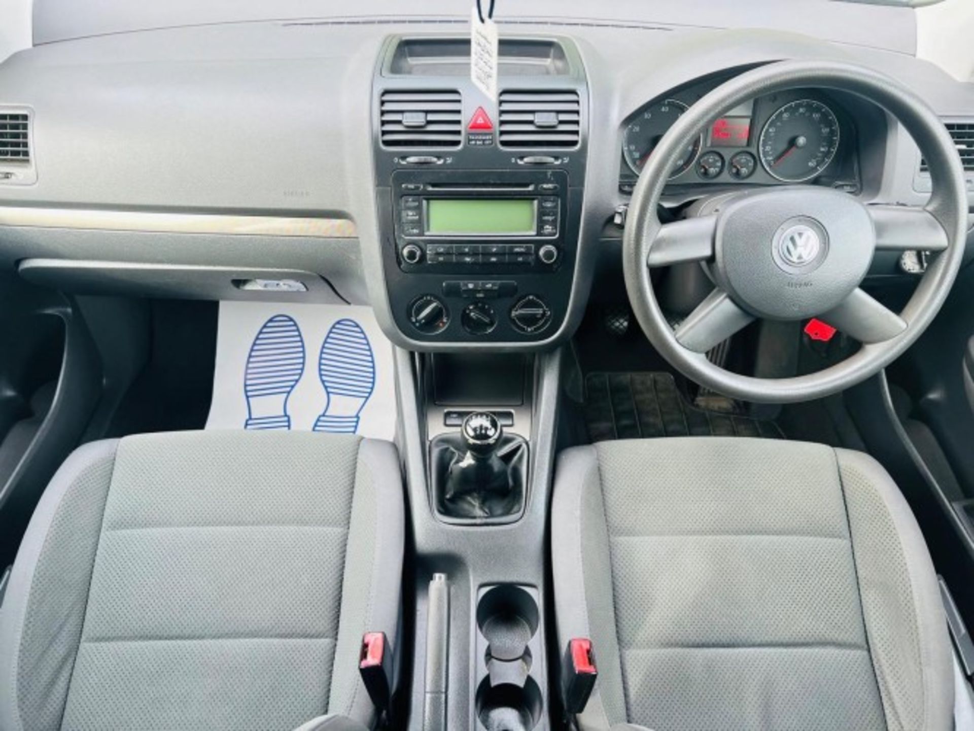 2004 VOLKSWAGEN GOLF 1.6 FSI SE 5DR – ULEZ COMPLIANT – PETROL >>--NO VAT ON HAMMER--<< - Image 18 of 27