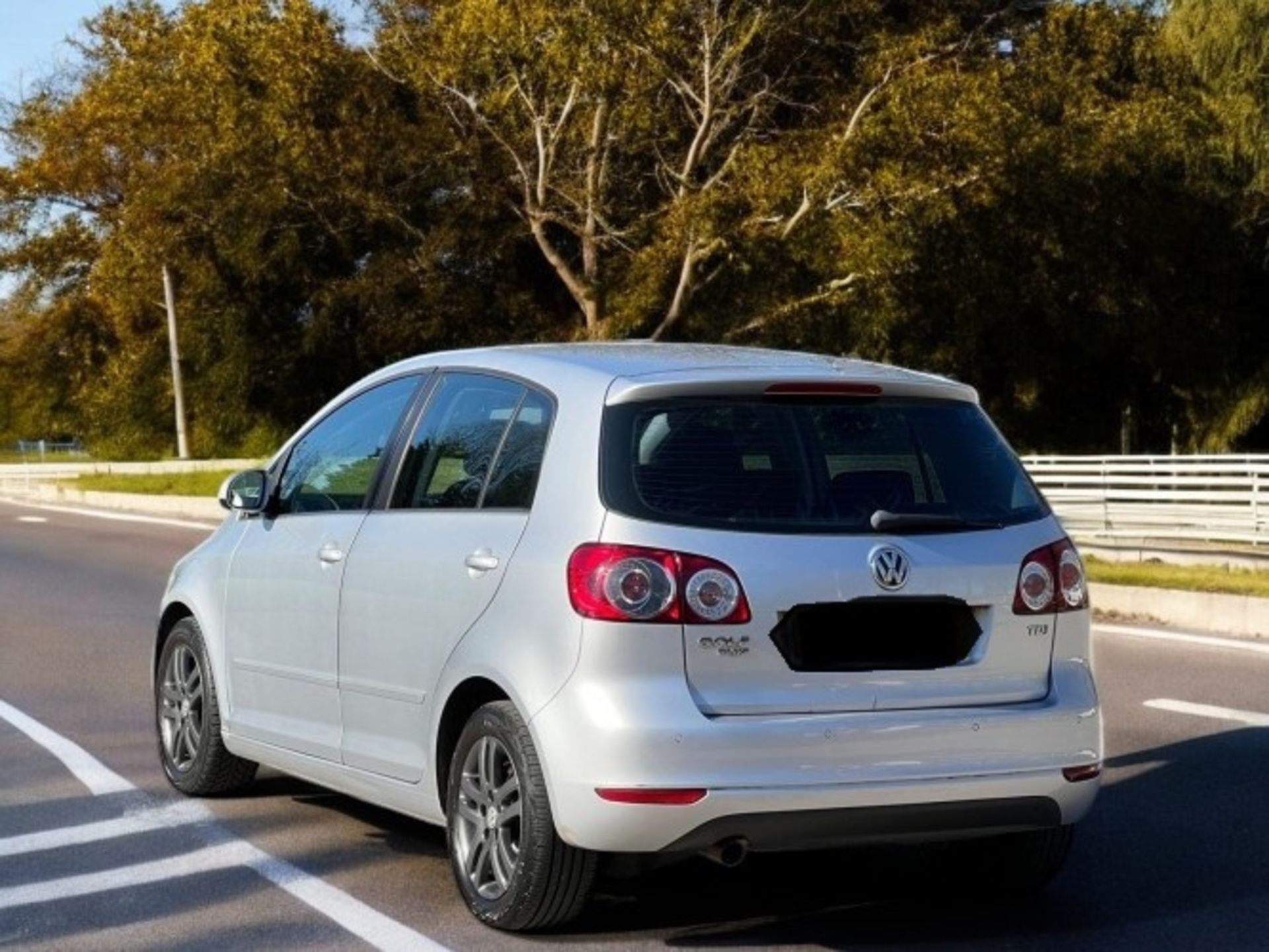 2011 VOLKSWAGEN GOLF PLUS 1.6 TDI SE EURO 5 – MANUAL >>--NO VAT ON HAMMER--<< - Image 3 of 32