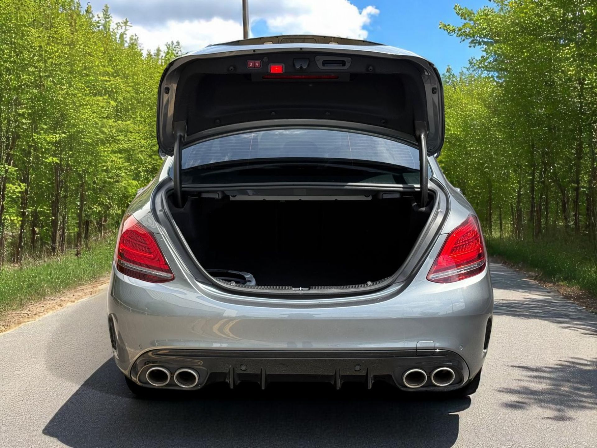 2019 MERCEDES-BENZ AMG C 43 PREMIUM PLUS – 4MATIC – 3.0 V6 >>--NO VAT ON HAMMER--<< - Image 9 of 38
