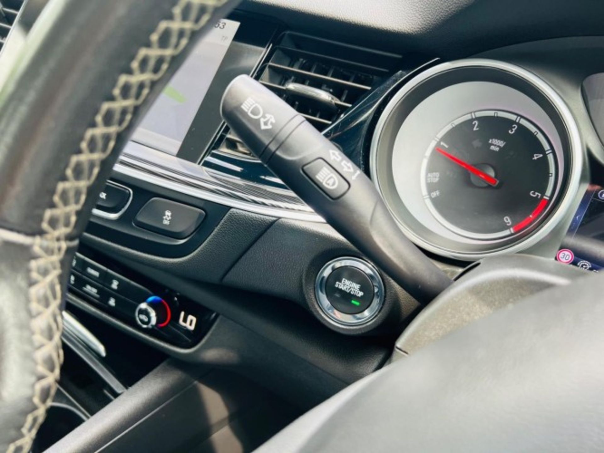 2018 VAUXHALL INSIGNIA 1.6 TURBO D ECOTEC TECH LINE NAV GRAND SPORT EURO 6 >>--NO VAT ON HAMMER--<< - Image 25 of 36