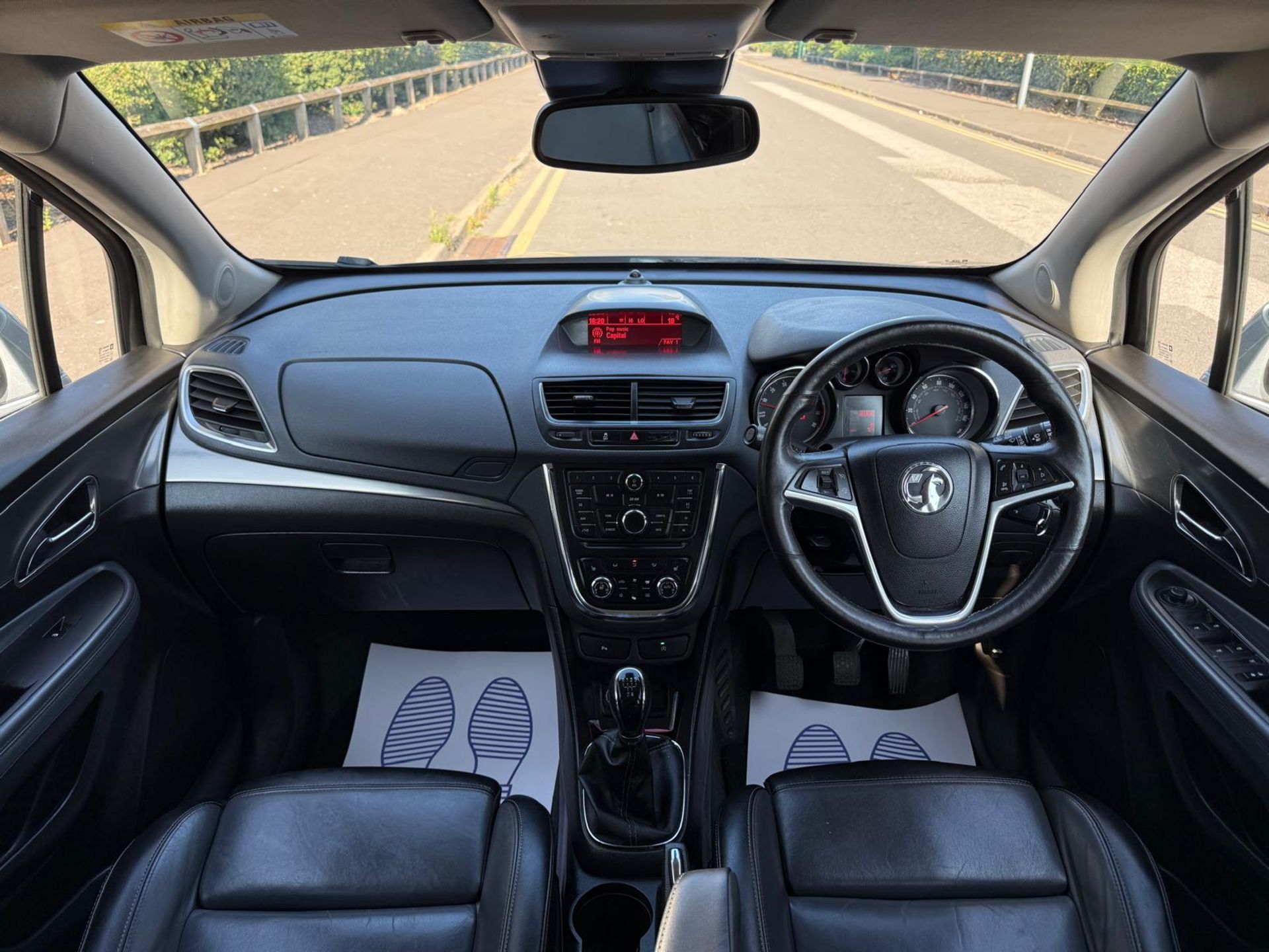 2015 VAUXHALL MOKKA SE 1.6 PETROL – 71K – LEATHER – PARKING SENSORS >>--NO VAT ON HAMMER--<< - Image 27 of 40