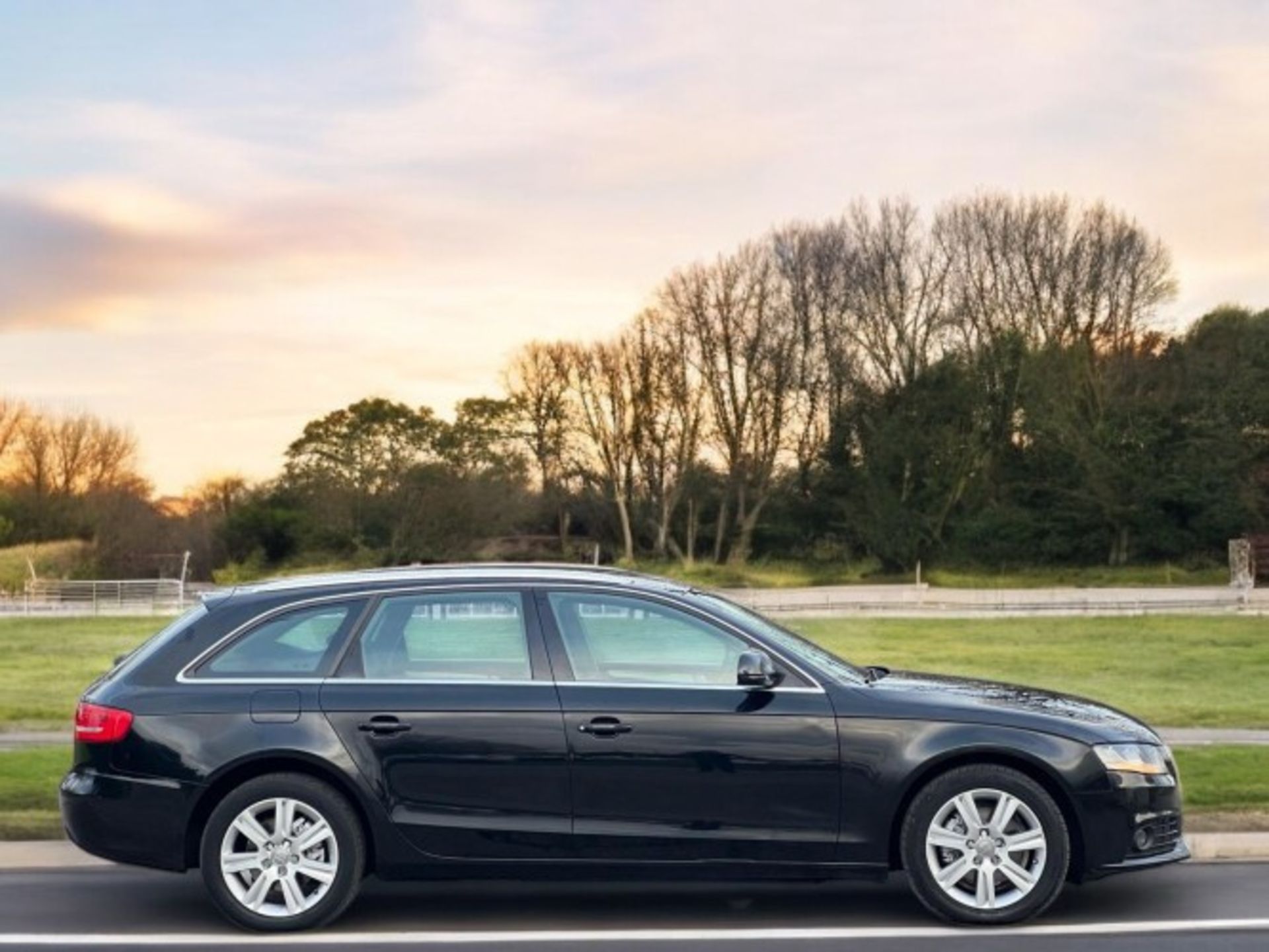 2008 AUDI A4 AVANT 2.0 TDI EXECUTIVE SE – BLACK, MANUAL >>--NO VAT ON HAMMER--<< - Image 6 of 25