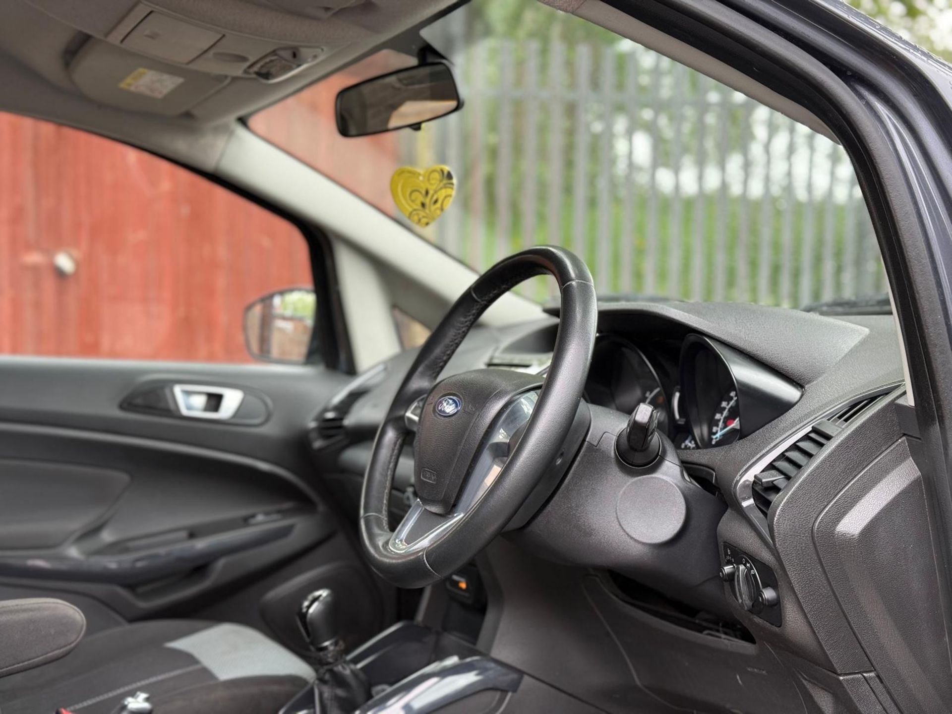 2014 FORD ECOSPORT TITANIUM TURBO 1.0 – 89K MILES – BLUETOOT >>--NO VAT ON HAMMER--<< - Image 11 of 13