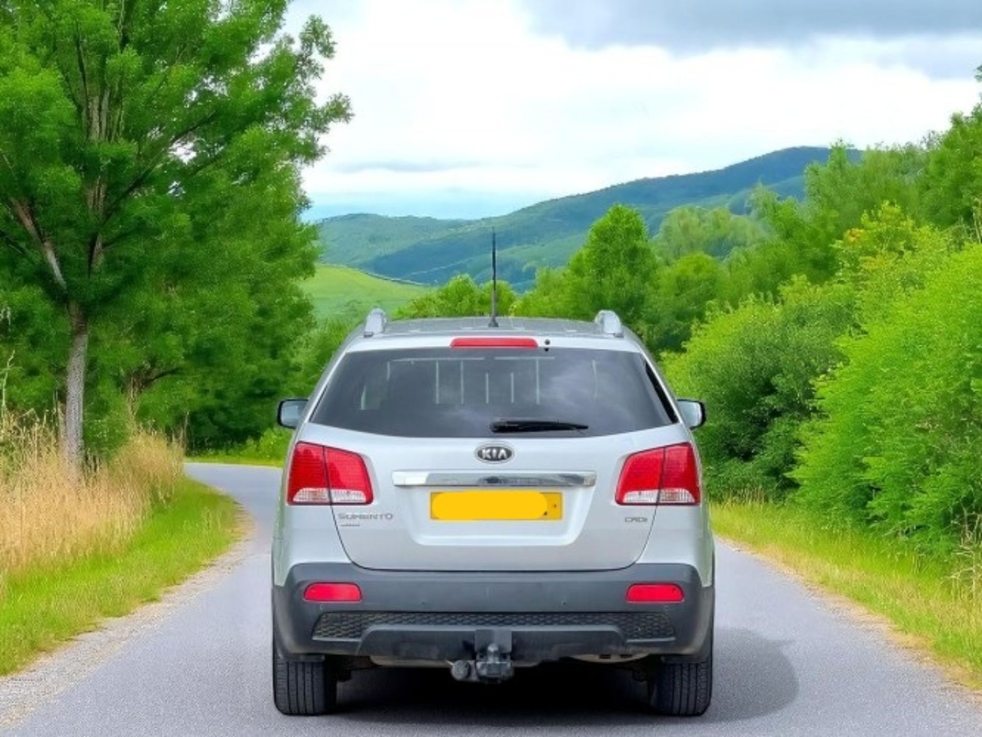 2012 KIA SORENTO 2.2 CRDI KX-2 AUTO AWD – 7 SEATER SUV – AUTOMATIC >>--NO VAT ON HAMMER--<< - Image 3 of 43