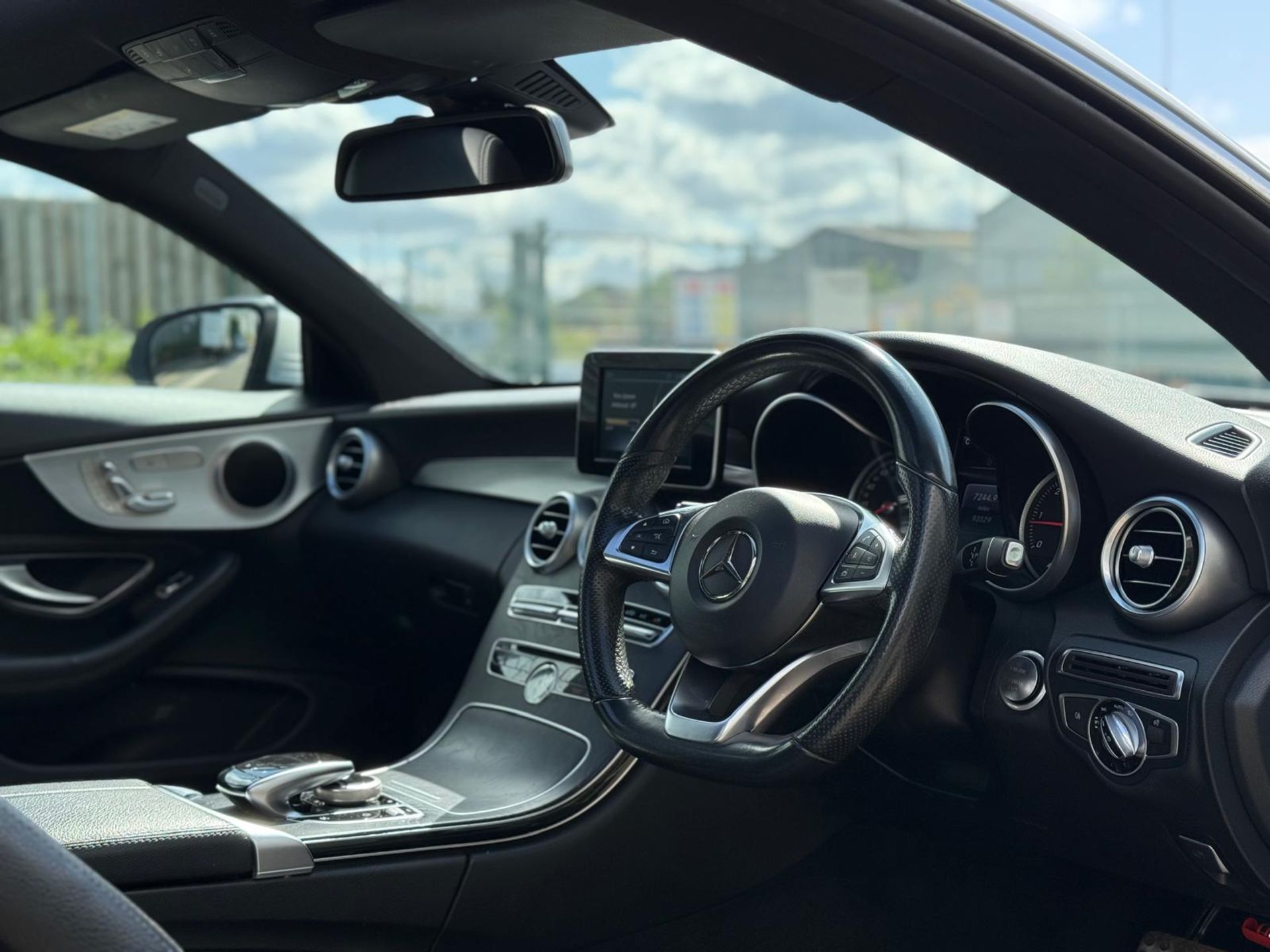 2016 MERCEDES-BENZ C250D AMG LINE PREMIUM AUTO – 2.1 DIESEL - 94K MILES >>--NO VAT ON HAMMER--<< - Image 27 of 38