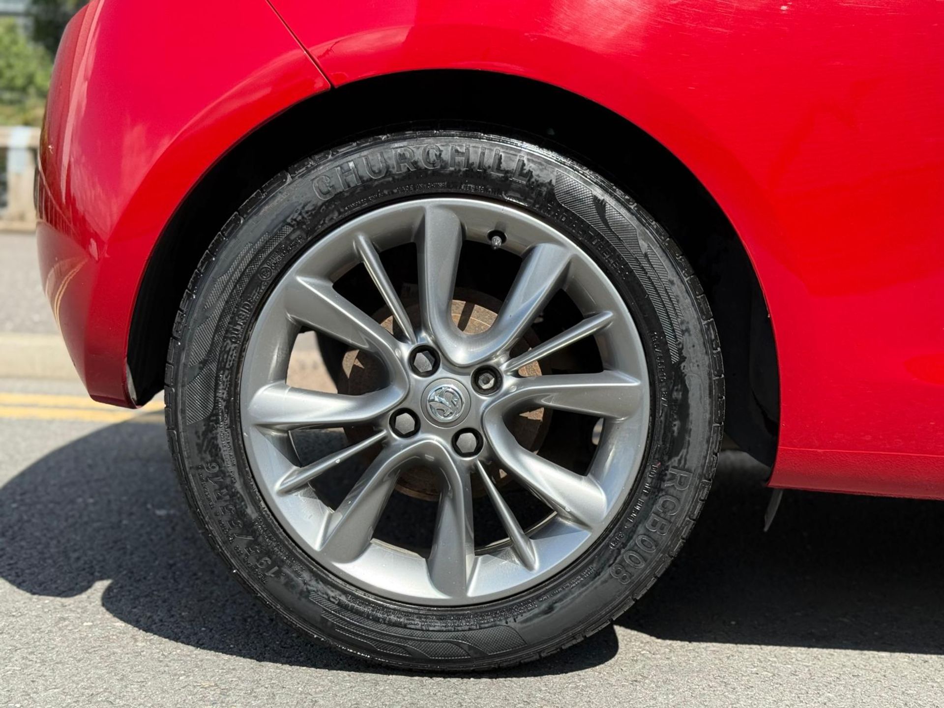 2015 VAUXHALL ADAM 1.2I JAM EURO 6 – 88K MILES – FSH >>--NO VAT ON HAMMER--<< - Image 26 of 35