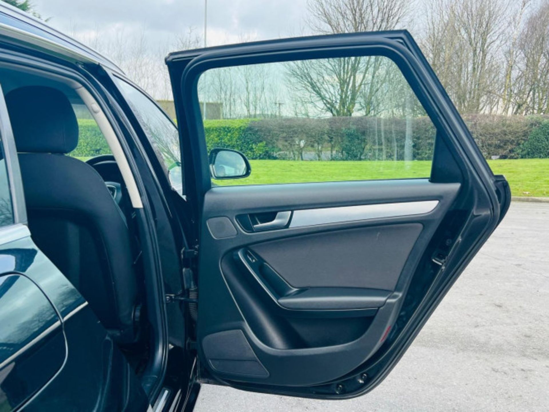2008 AUDI A4 AVANT 2.0 TDI EXECUTIVE SE – BLACK, MANUAL >>--NO VAT ON HAMMER--<< - Image 19 of 25