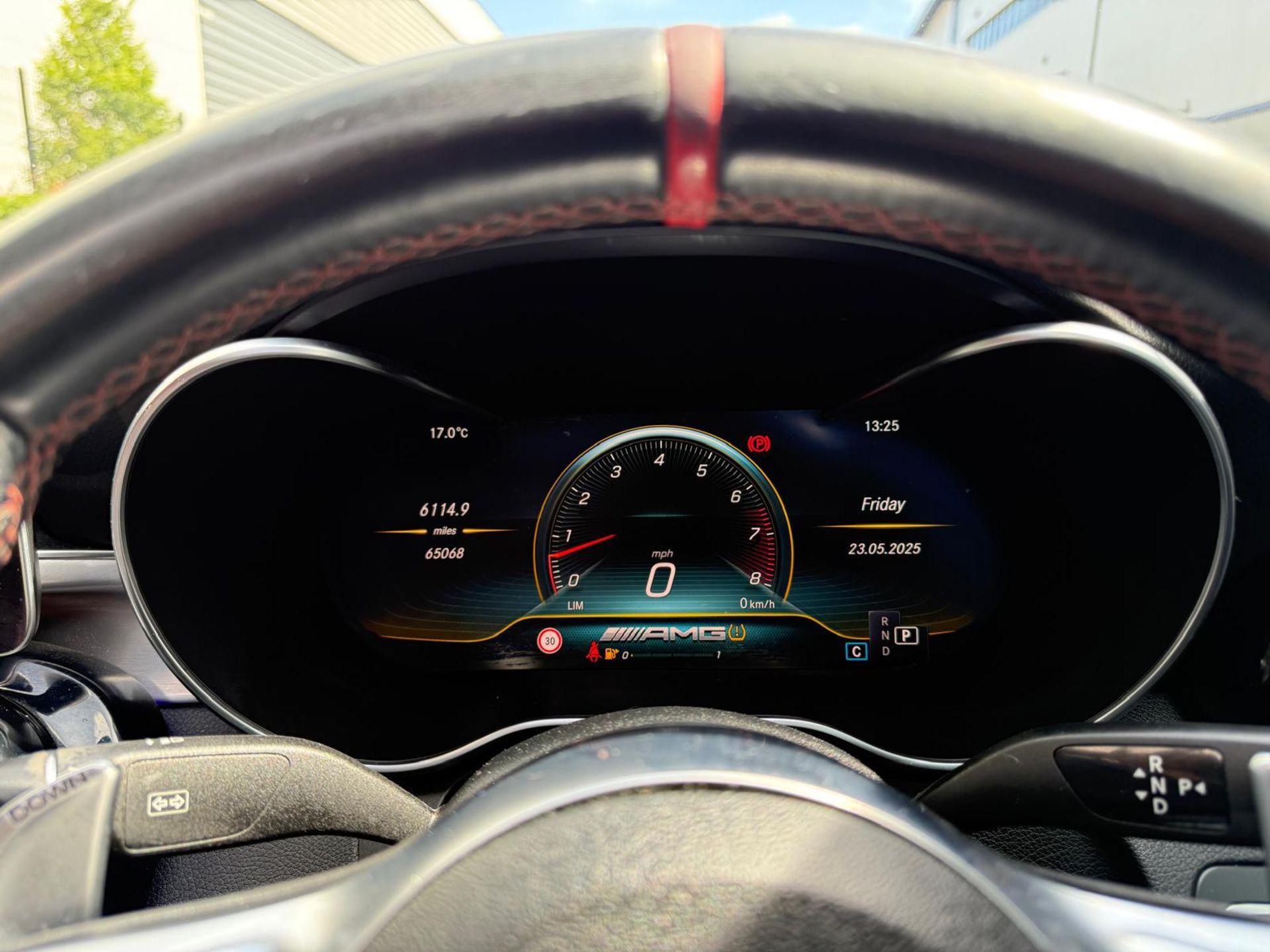 2019 MERCEDES-BENZ AMG C 43 PREMIUM PLUS – 4MATIC – 3.0 V6 >>--NO VAT ON HAMMER--<< - Image 22 of 38