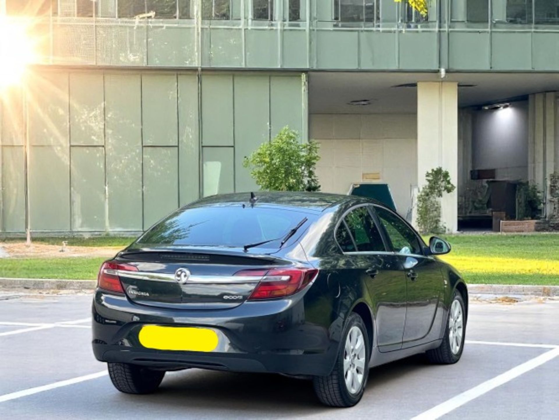 VAUXHALL INSIGNIA 2.0 CDTI ECOFLEX SRI NAV (S/S) 5DR >>--NO VAT ON HAMMER--<< - Image 3 of 23