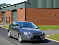 **(ONLY 96K MILEAGE)** 2007 FORD FOCUS 1.8 ZETEC CLIMATE 5DR – PETROL >>--NO VAT ON HAMMER--<<