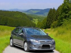 **(ONLY 98K MILEAGE)** 2009 FORD FOCUS 1.8 ZETEC S 5DR HATCHBACK >-NO VAT ON HAMMER-<