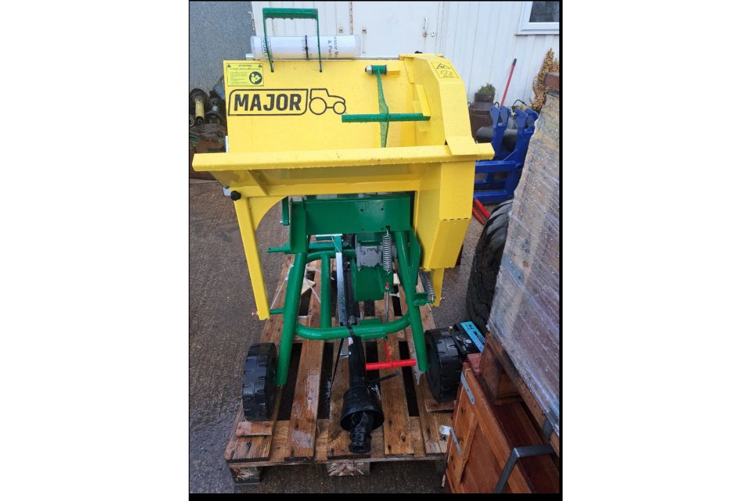 NEW MAJOR SAW BENCH - Image 2 of 4