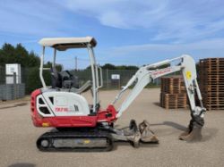 2021 TAKEUCHI TB216 1.8T MINI EXCAVATOR – 947 HOURS – QUICK HITCH – 2 BUCKETS