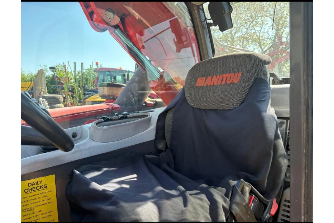 2005 MANITOU MLT634-120 TELEHANDLER - Image 8 of 13