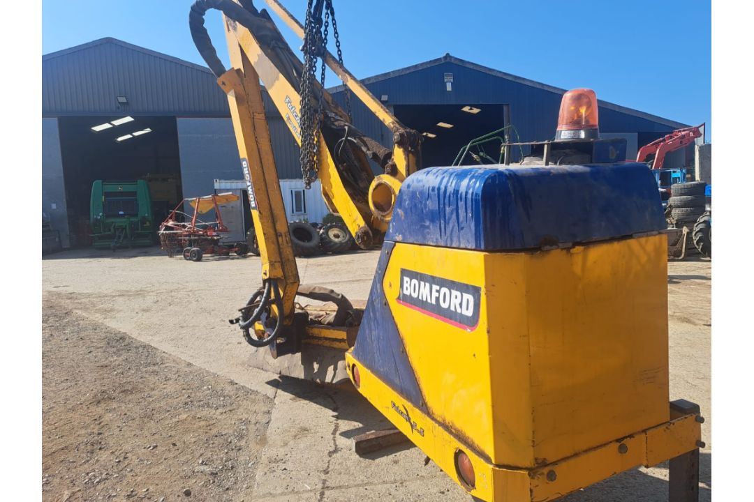 BOMFORD FALCON HEDGECUTTER - Image 3 of 4