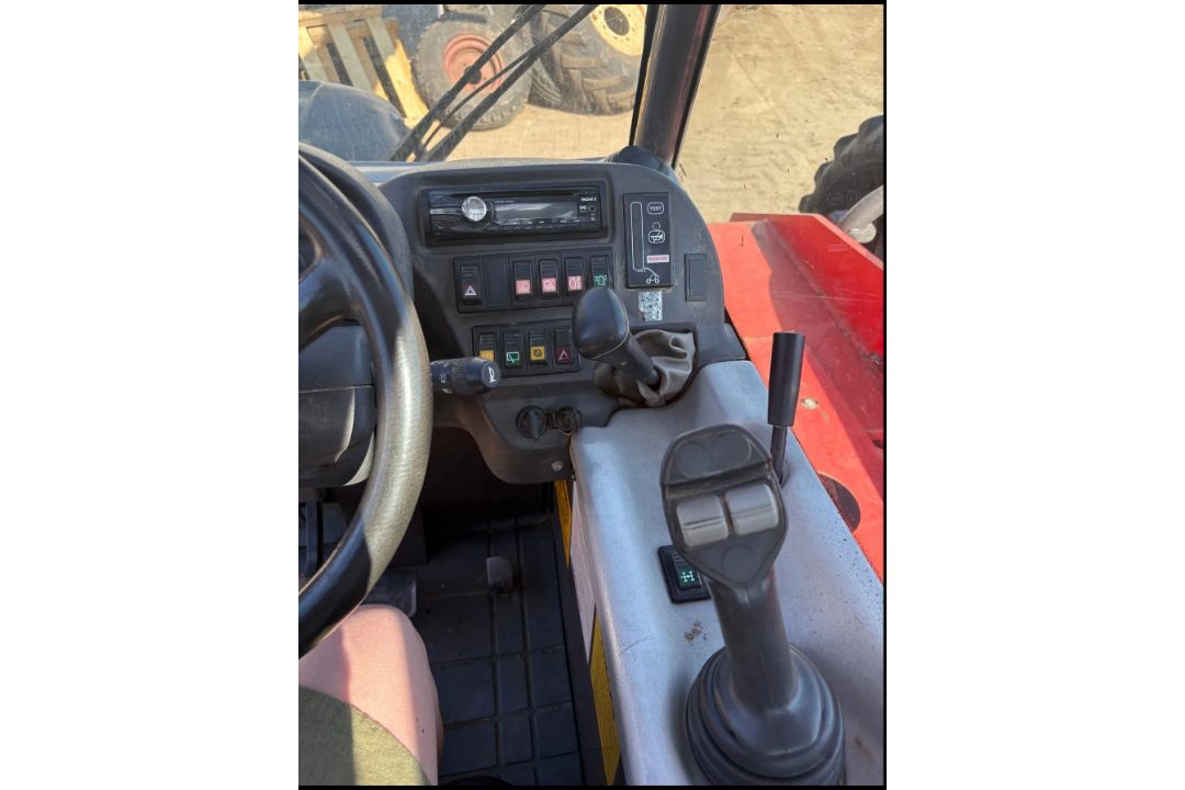 2005 MANITOU MLT634-120 TELEHANDLER - Image 11 of 13
