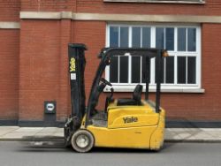 2012 YALE ERP18VT 3-WHEEL ELECTRIC FORKLIFT – 1,800 KG CAPACITY **(INCLUDES CHARGER)**