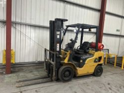 CAT GP25NT LPG FORKLIFT – 2,500KG CAPACITY | 2015 | TRIPLEX MAST