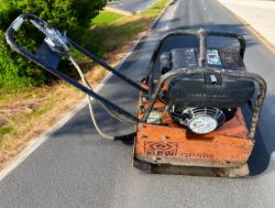 2012 MBW GPR68 PLATE COMPACTOR – REVERSIBLE WACKER