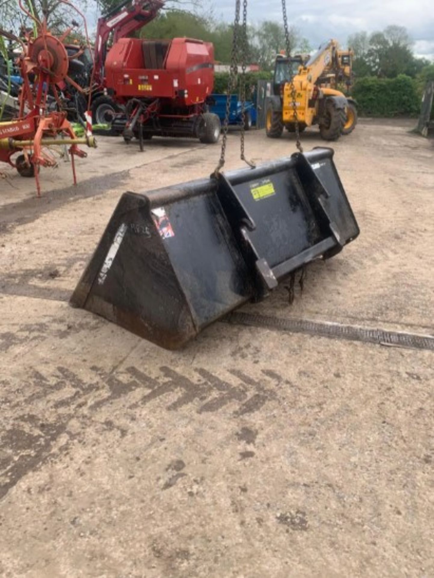 X-FORM BUCKET - Image 6 of 6