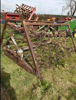 PARMITER 16FT FOLDING CHAIN HARROWS