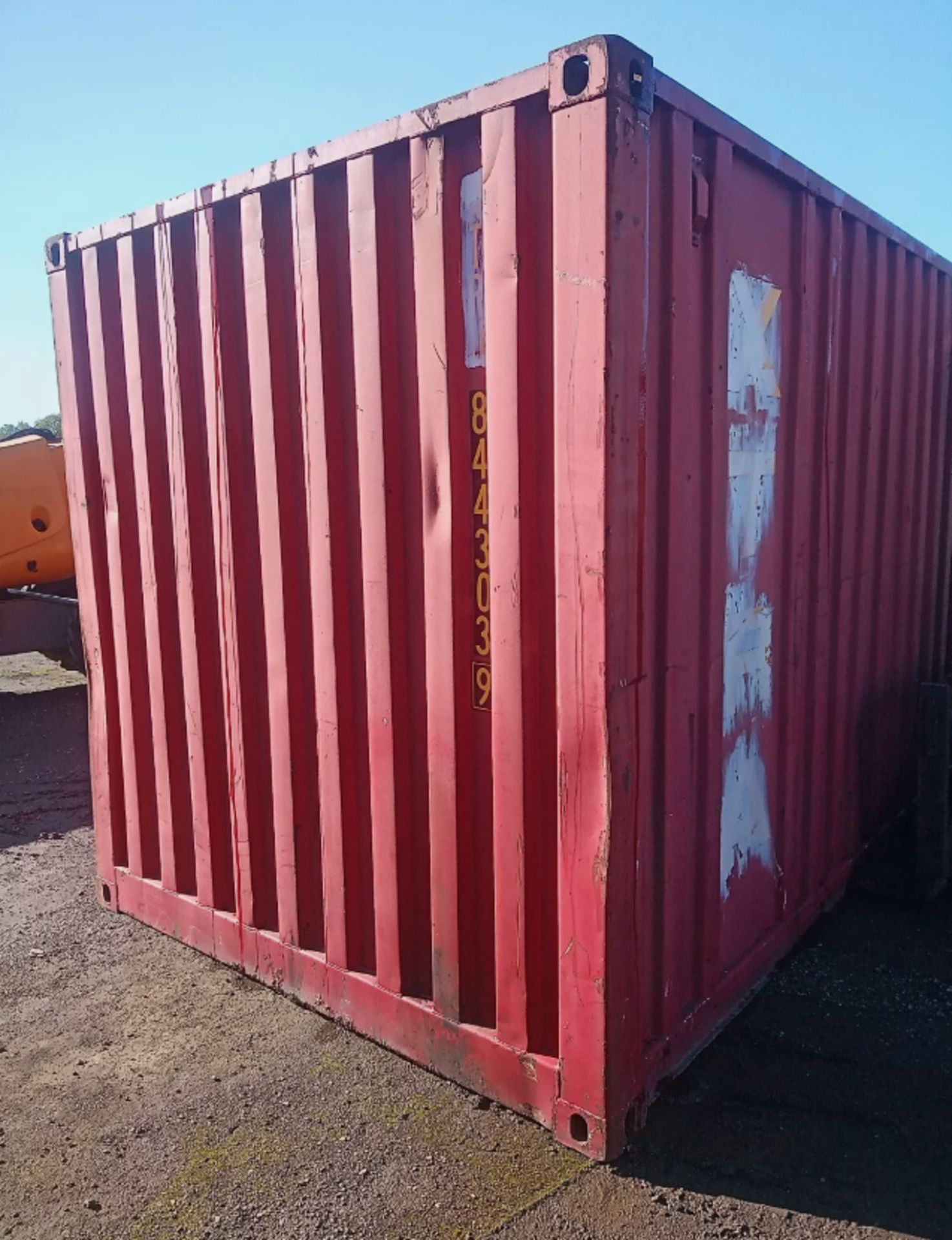 20FT X 8FT SECURE SHIPPING CONTAINER – CANTEEN / OFFICE - Image 2 of 14