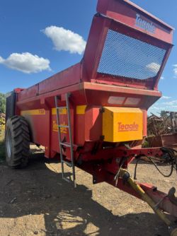 2014 TEAGLE TITAN 9 REAR DISCHARGE MUCK SPREADER