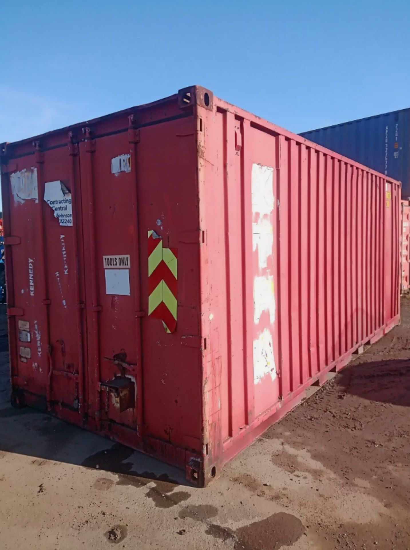 20FT X 8FT SECURE SHIPPING CONTAINER – CANTEEN / OFFICE - Image 5 of 14