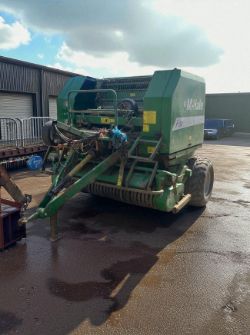 MCHALE F5500 FIXED CHAMBER ROUND BALER – APPROX. 36,500 BALES