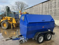 2011 DOUBLE AXEL FUEL BOWSER WITH DUAL ELECTRIC PUMPS - EXCAVATOR OIL STORE