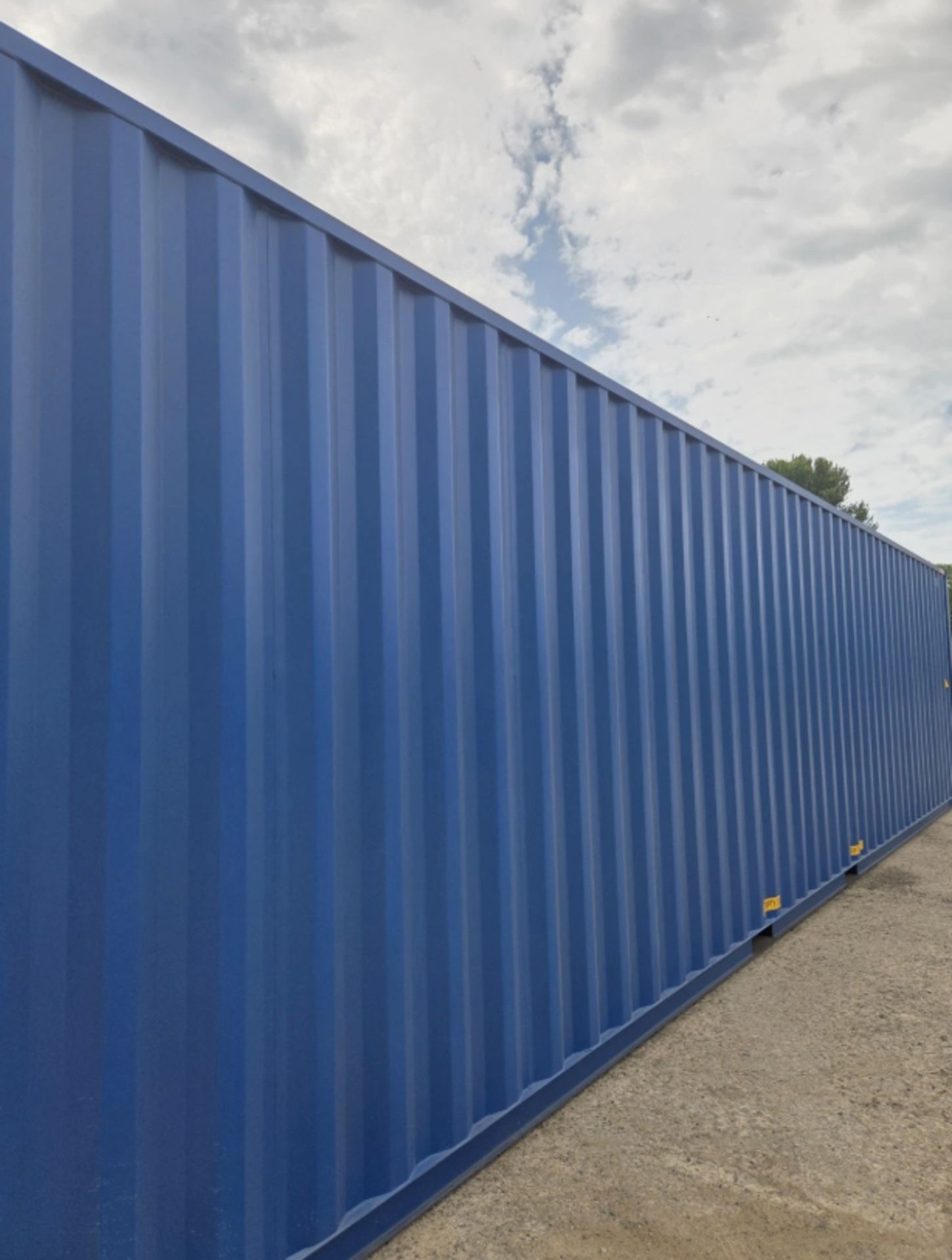 40FT SHIPPING CONTAINERS – 2025 ONE TRIP UNITS - Image 7 of 17
